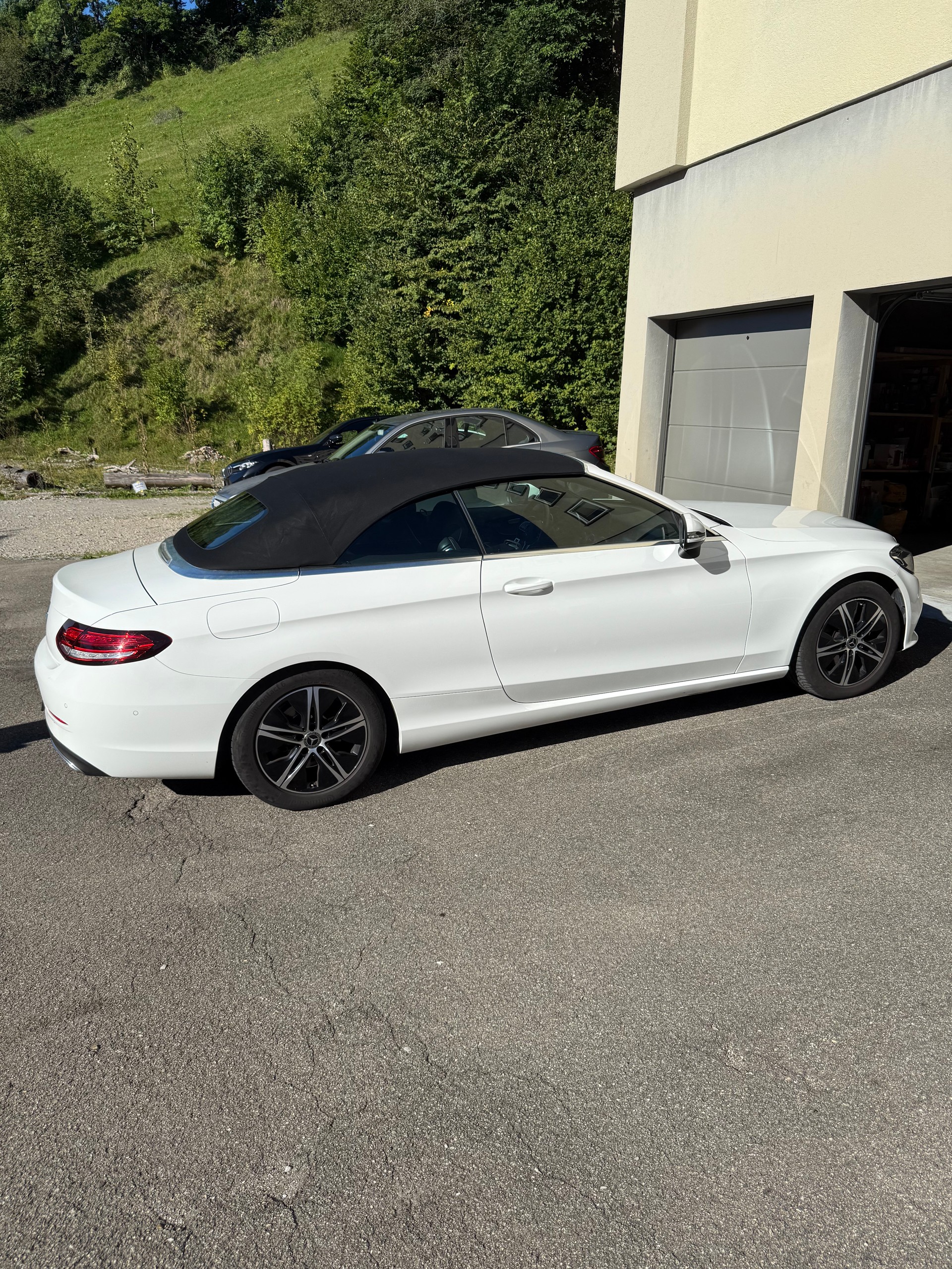 MERCEDES-BENZ C 180 Cabriolet-image-2