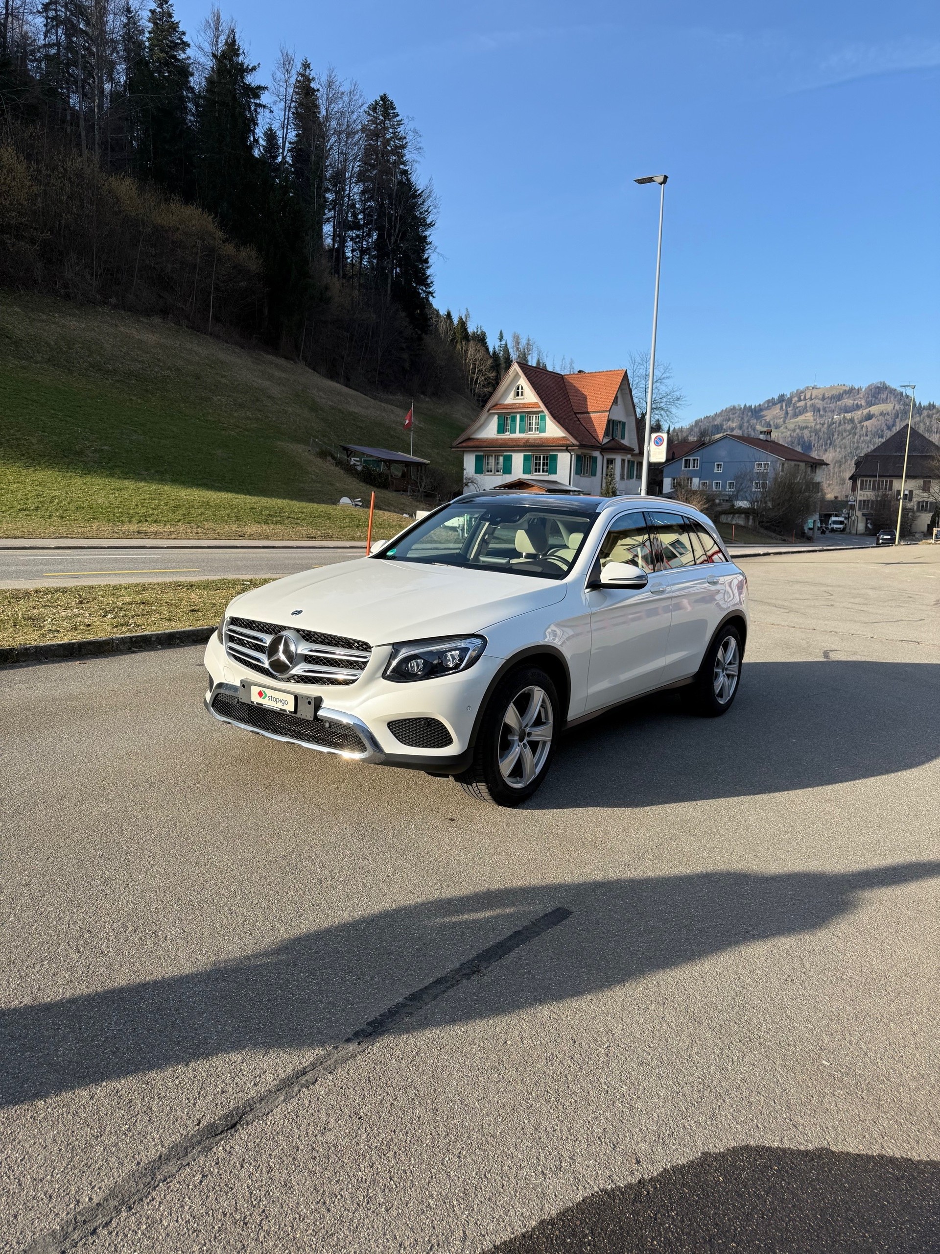 MERCEDES-BENZ GLC 350 d Exclusive 4Matic 9G-Tronic-showroom-element-2