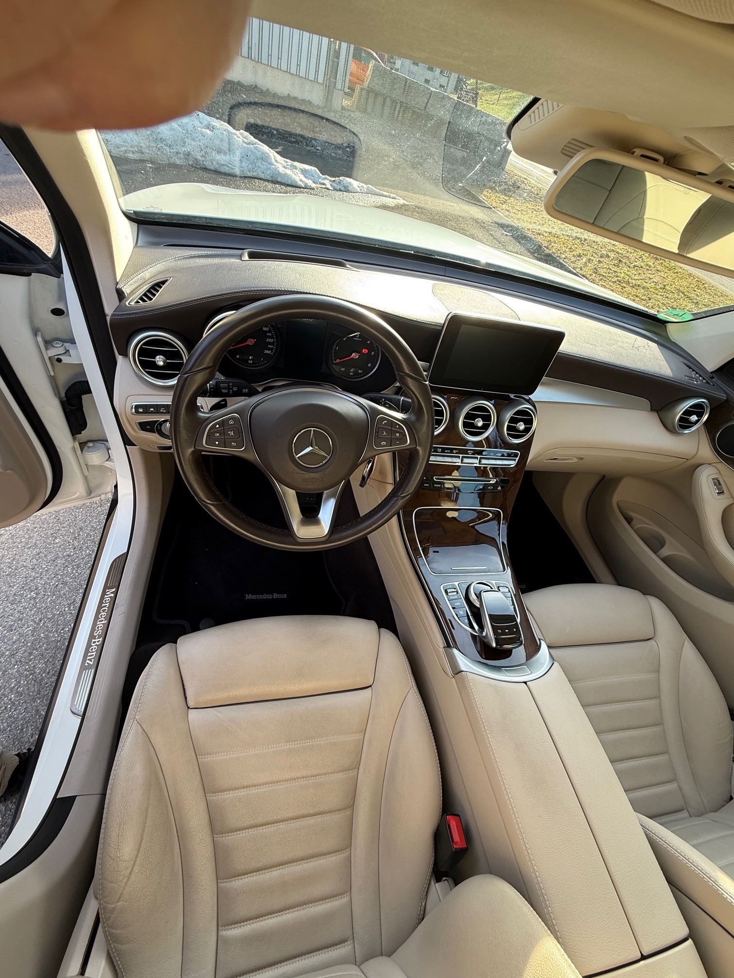 MERCEDES-BENZ GLC 350 d Exclusive 4Matic 9G-Tronic-image-8
