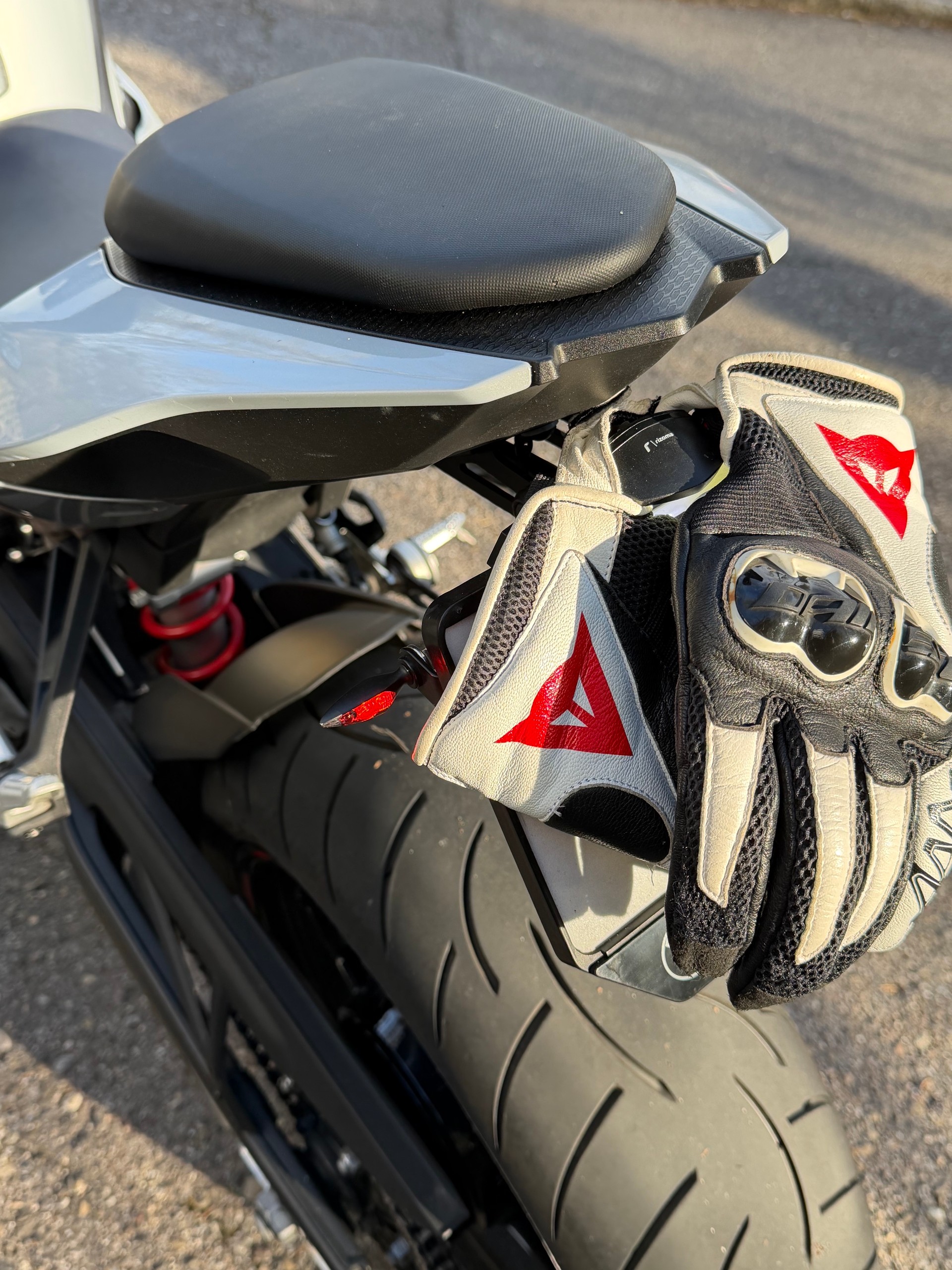 BMW S 1000 RR-image-3