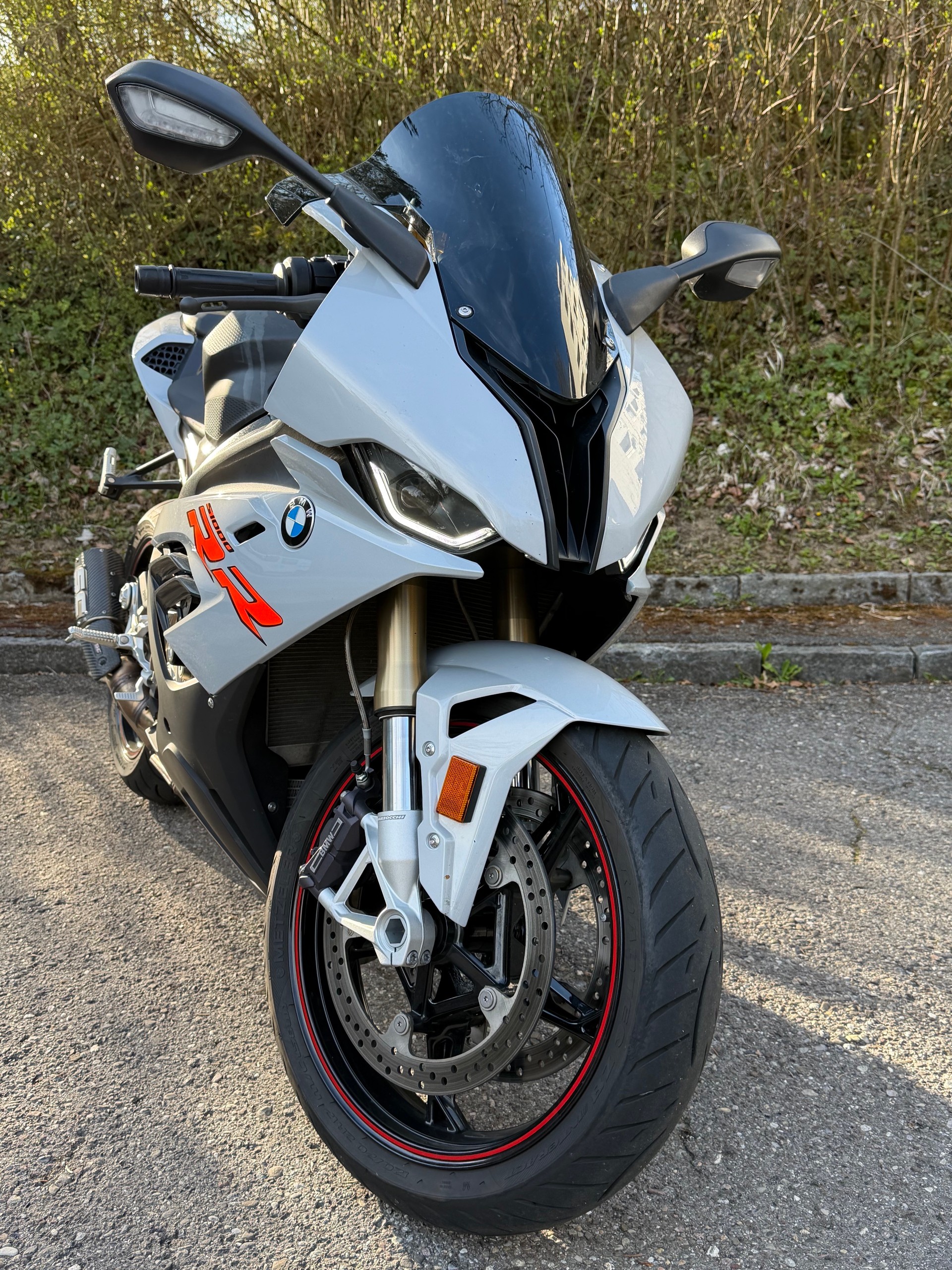 BMW S 1000 RR-image-0