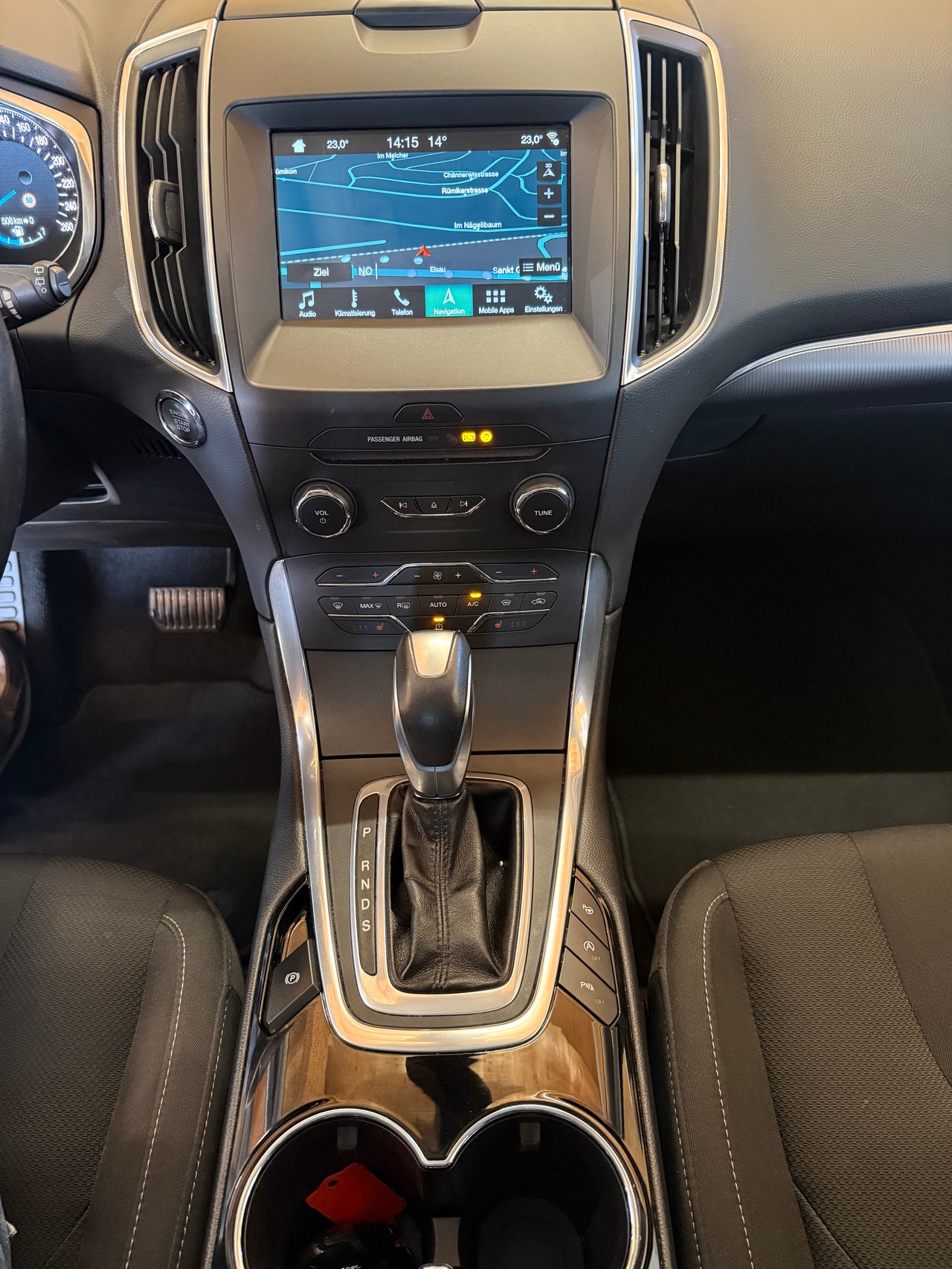 FORD S-Max 2.0 TDCi Titanium PowerShift-image-12