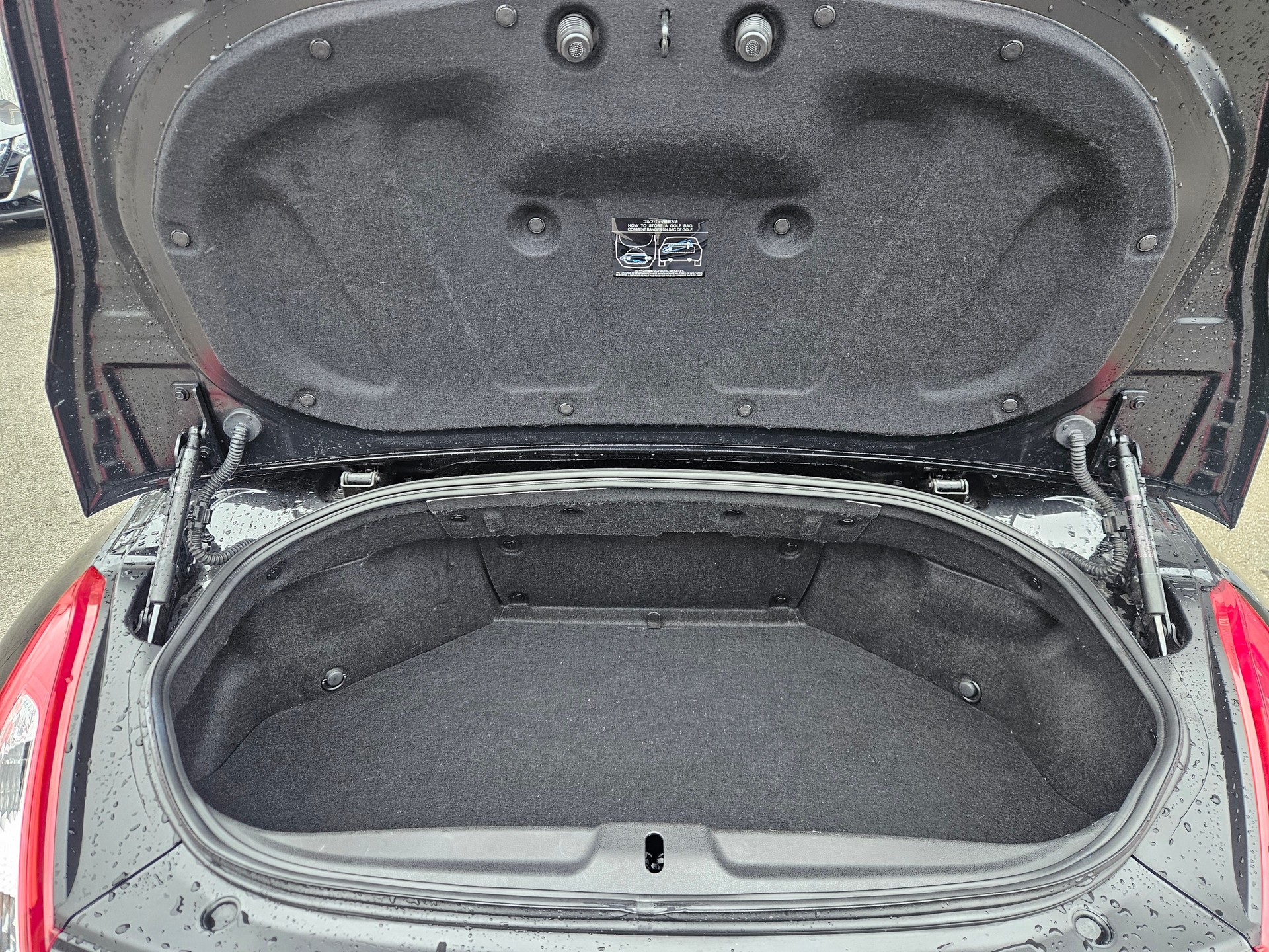 NISSAN 370 Z Roadster Pack Automatic-image-11