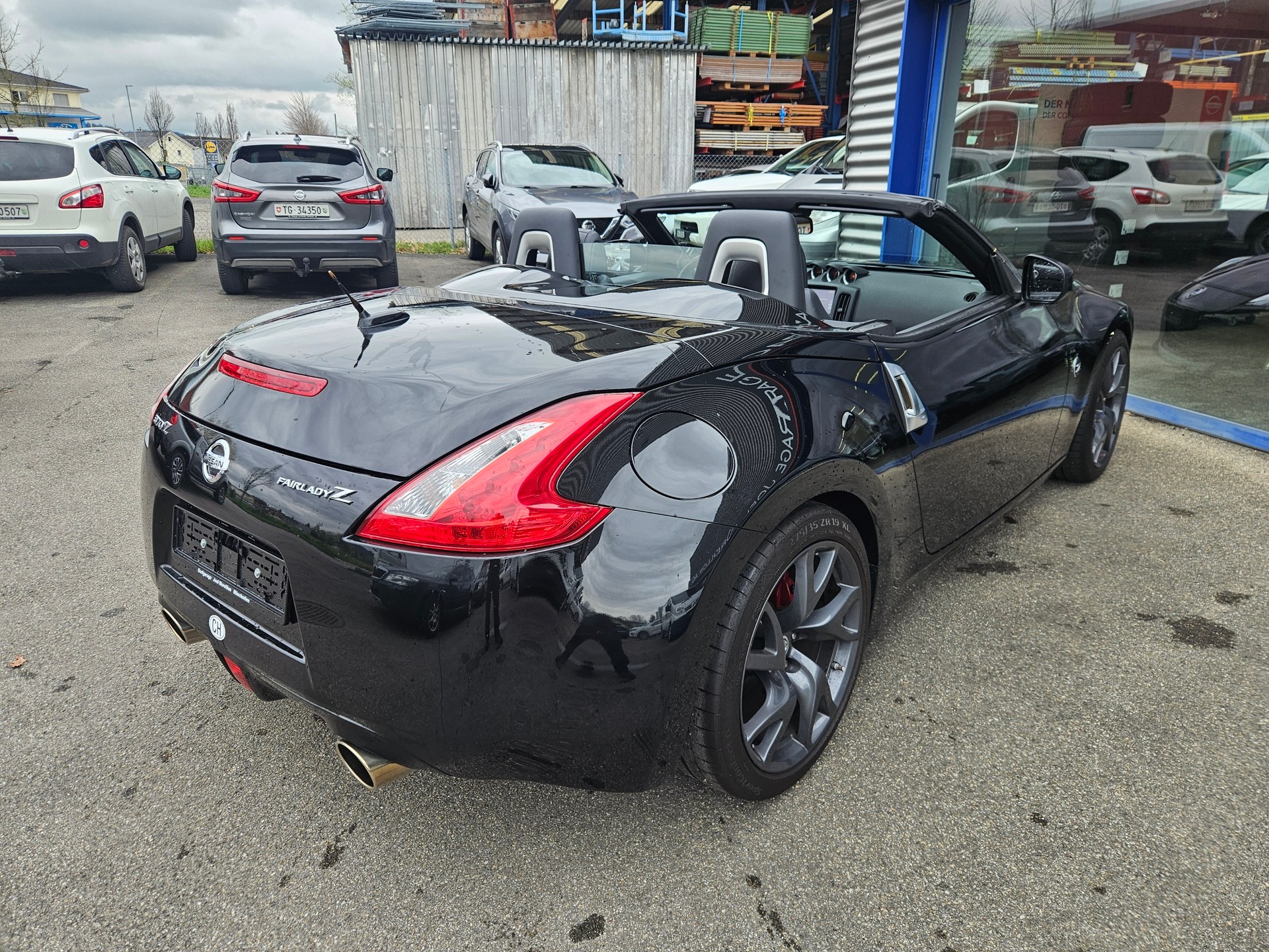 NISSAN 370 Z Roadster Pack Automatic-image-1