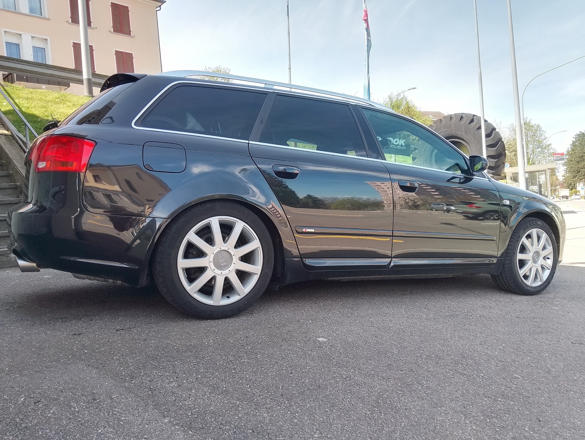AUDI A4 Avant 3.2 FSI quattro-image-7