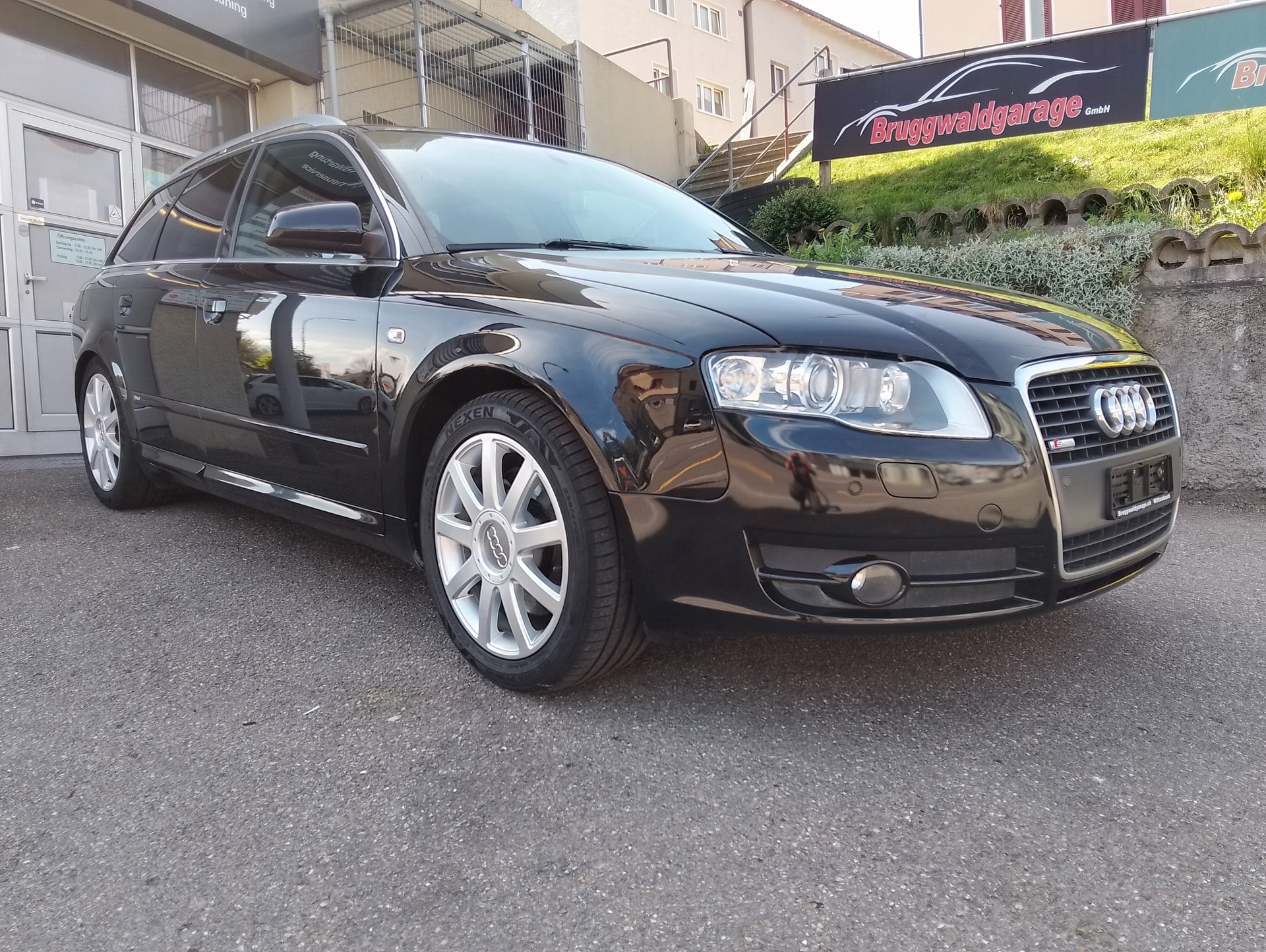AUDI A4 Avant 3.2 FSI quattro-image-4