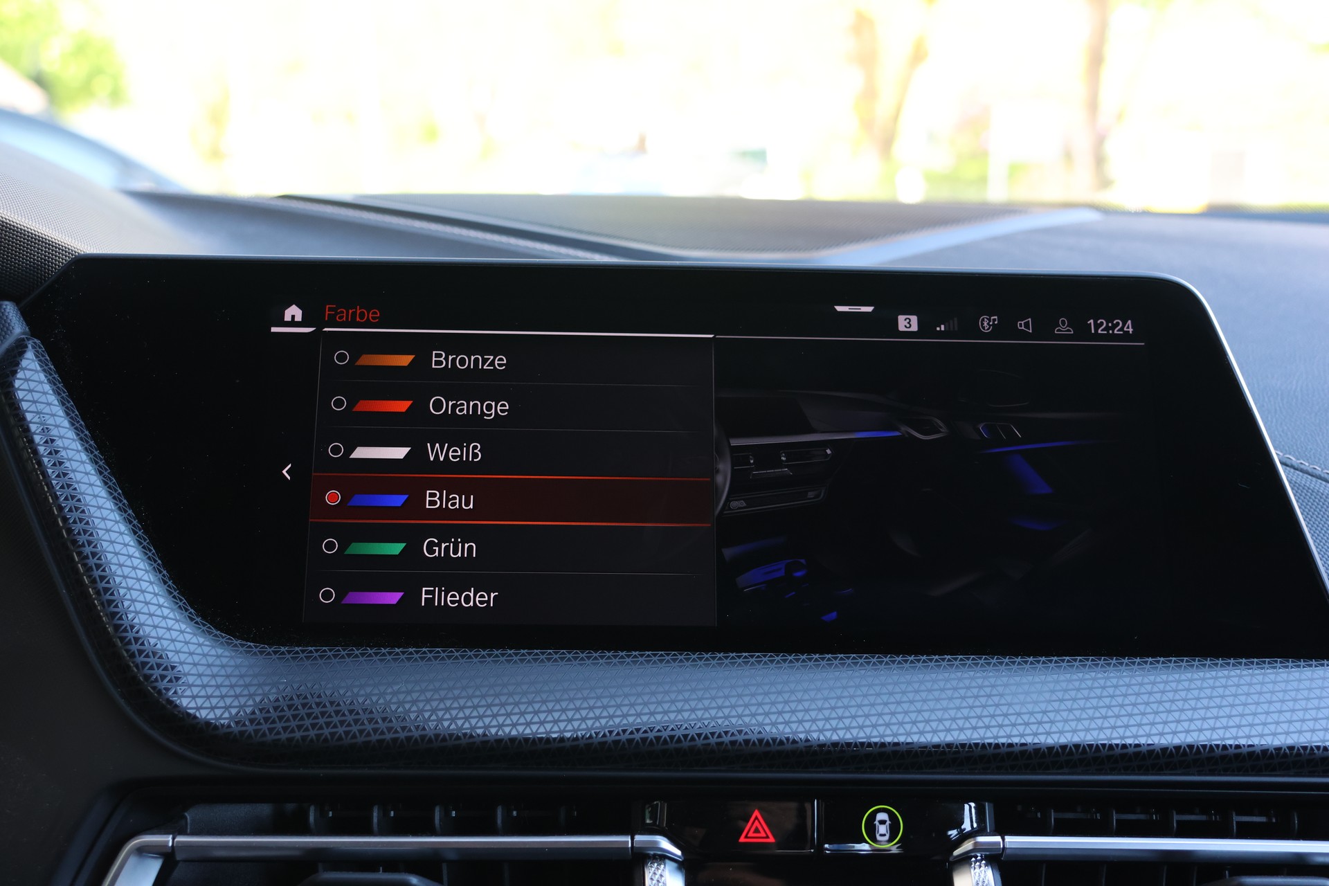 BMW M135i xDrive Steptronic (CH)-image-22