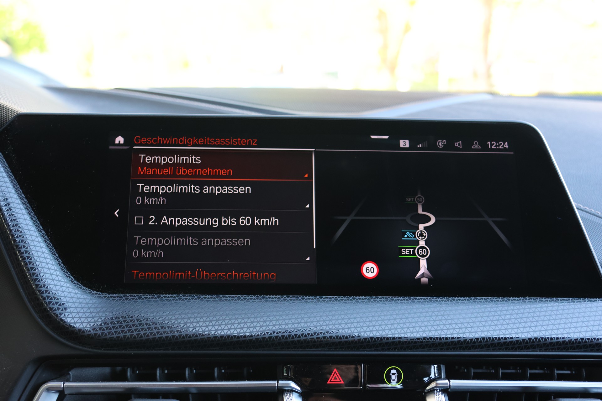 BMW M135i xDrive Steptronic (CH)-image-24