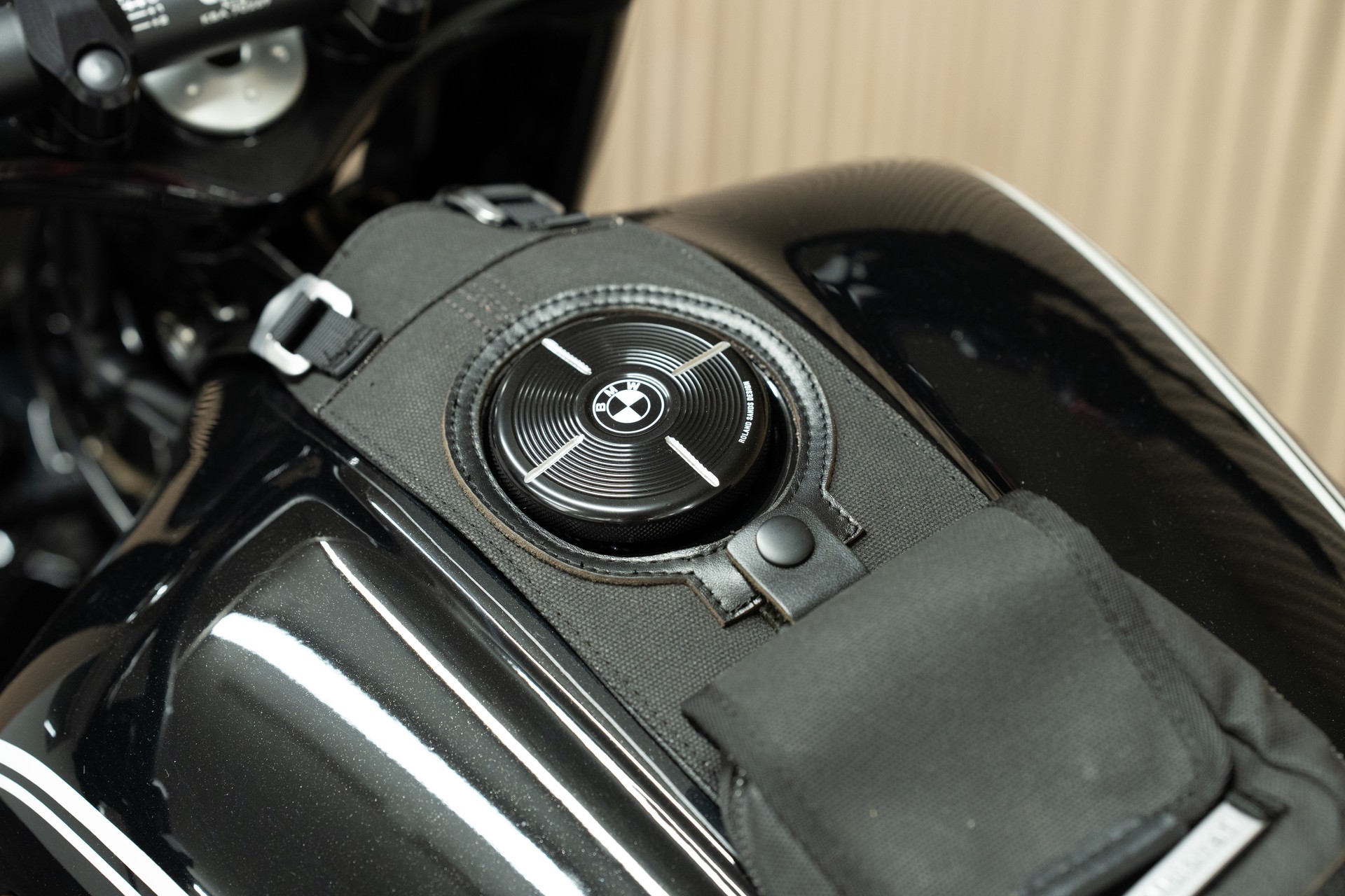 BMW R 18 mit edlem Umbau inkl. Jekill & Hyde Klappenauspuffanlage-image-3