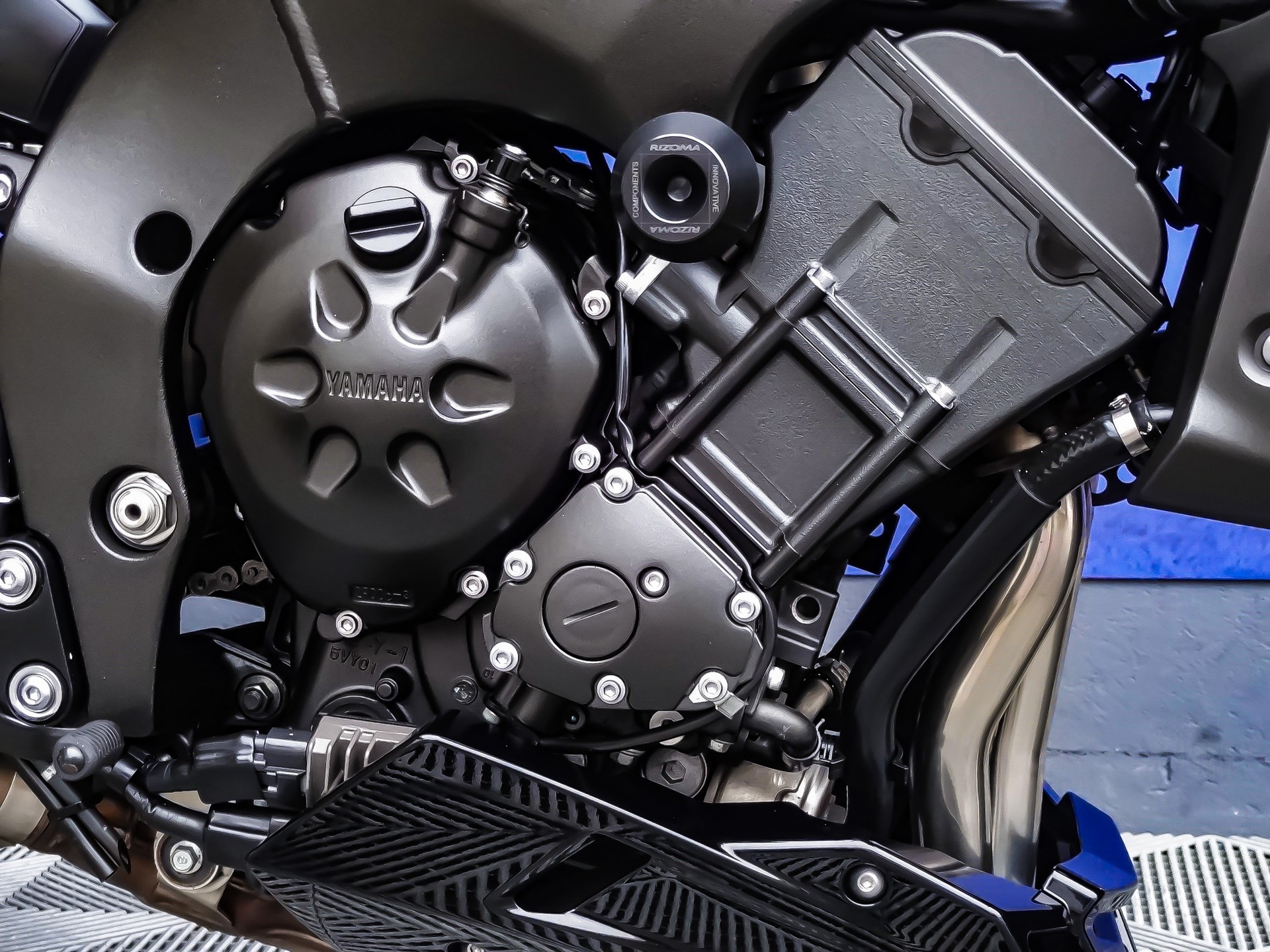 YAMAHA FZ1 N ABS-image-9