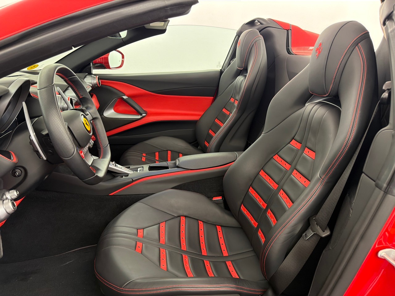 FERRARI 812 GTS-image-5