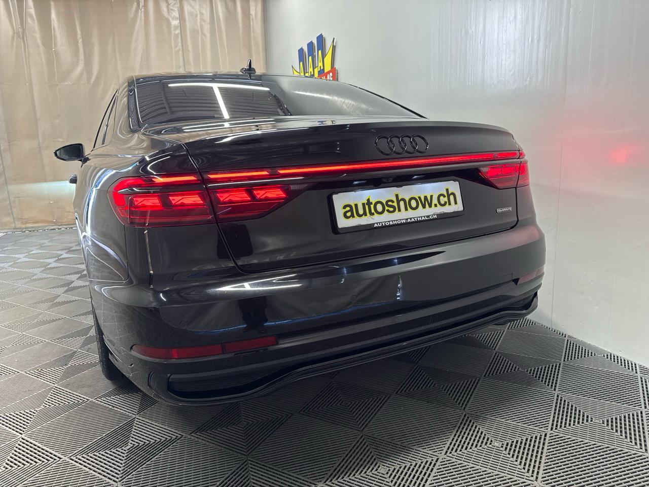 AUDI A8 55 TFSI quattro S-Line tiptronic-image-14