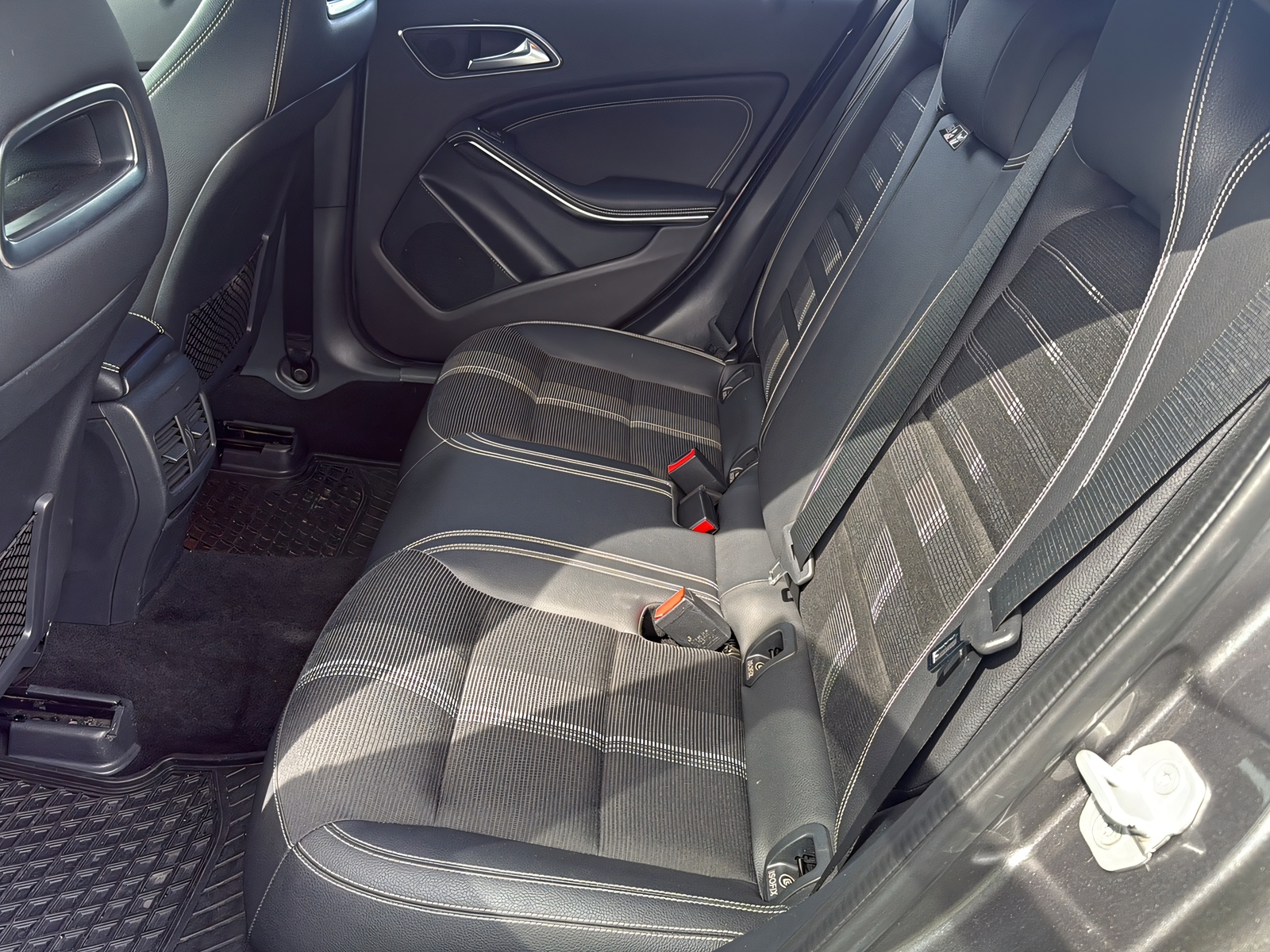 MERCEDES-BENZ A 180-image-13