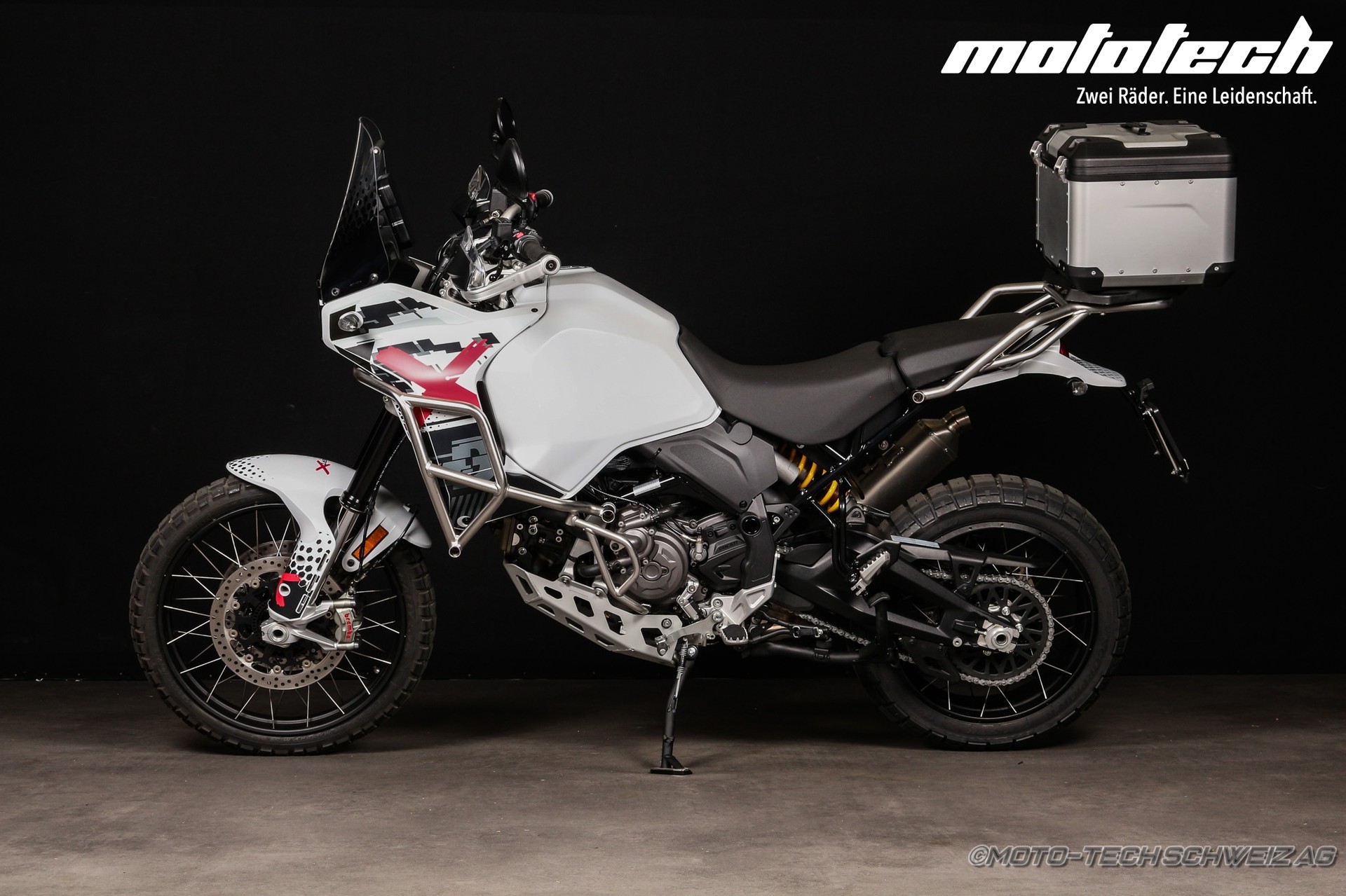 DUCATI Desert X-image-3