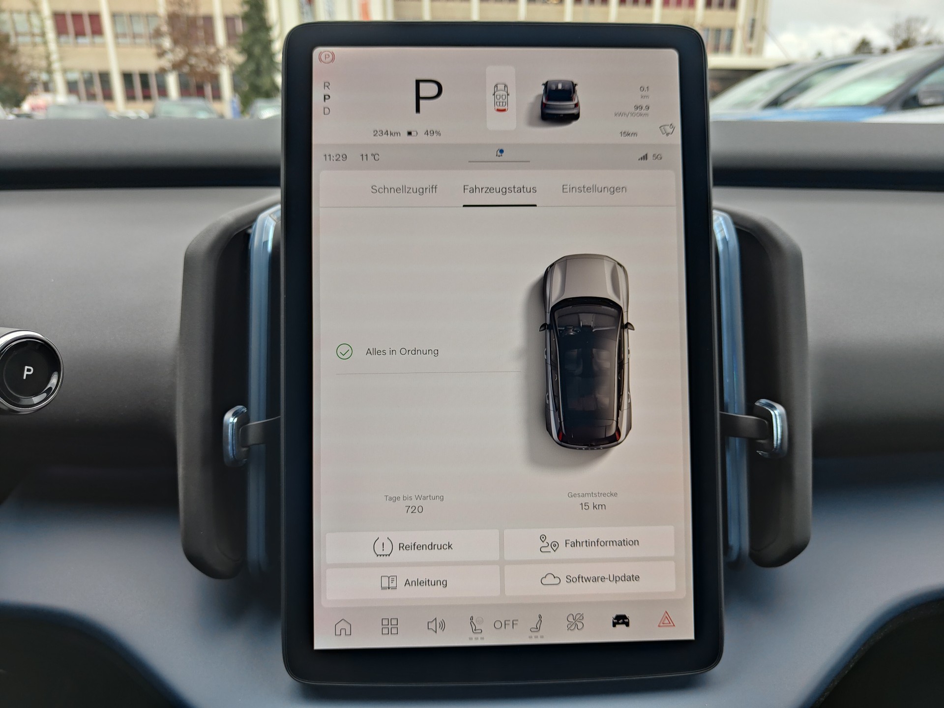 VOLVO EX30 E60 Plus-image-12