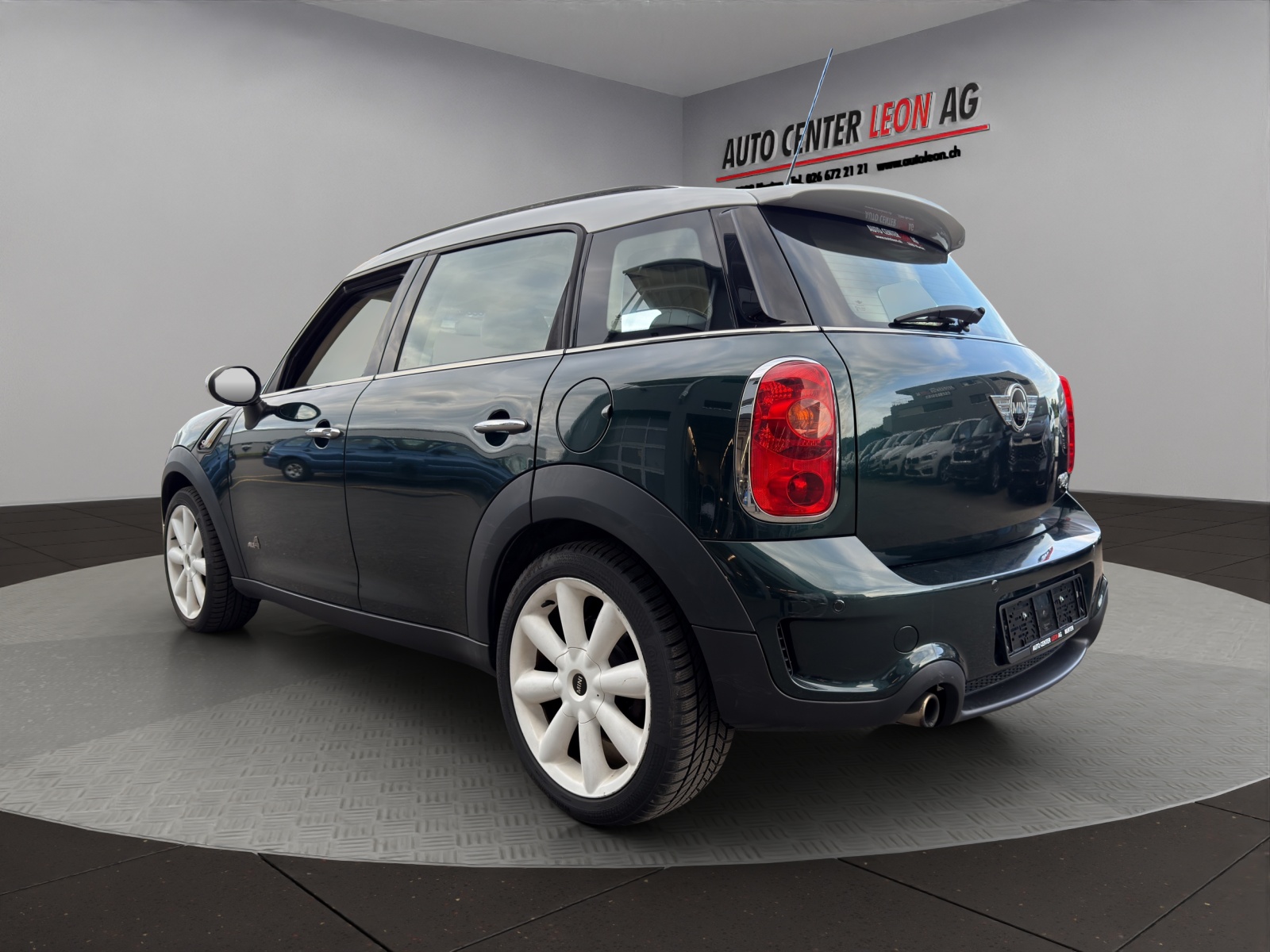 MINI Countryman Cooper S ALL4 Steptronic-showroom-element-3