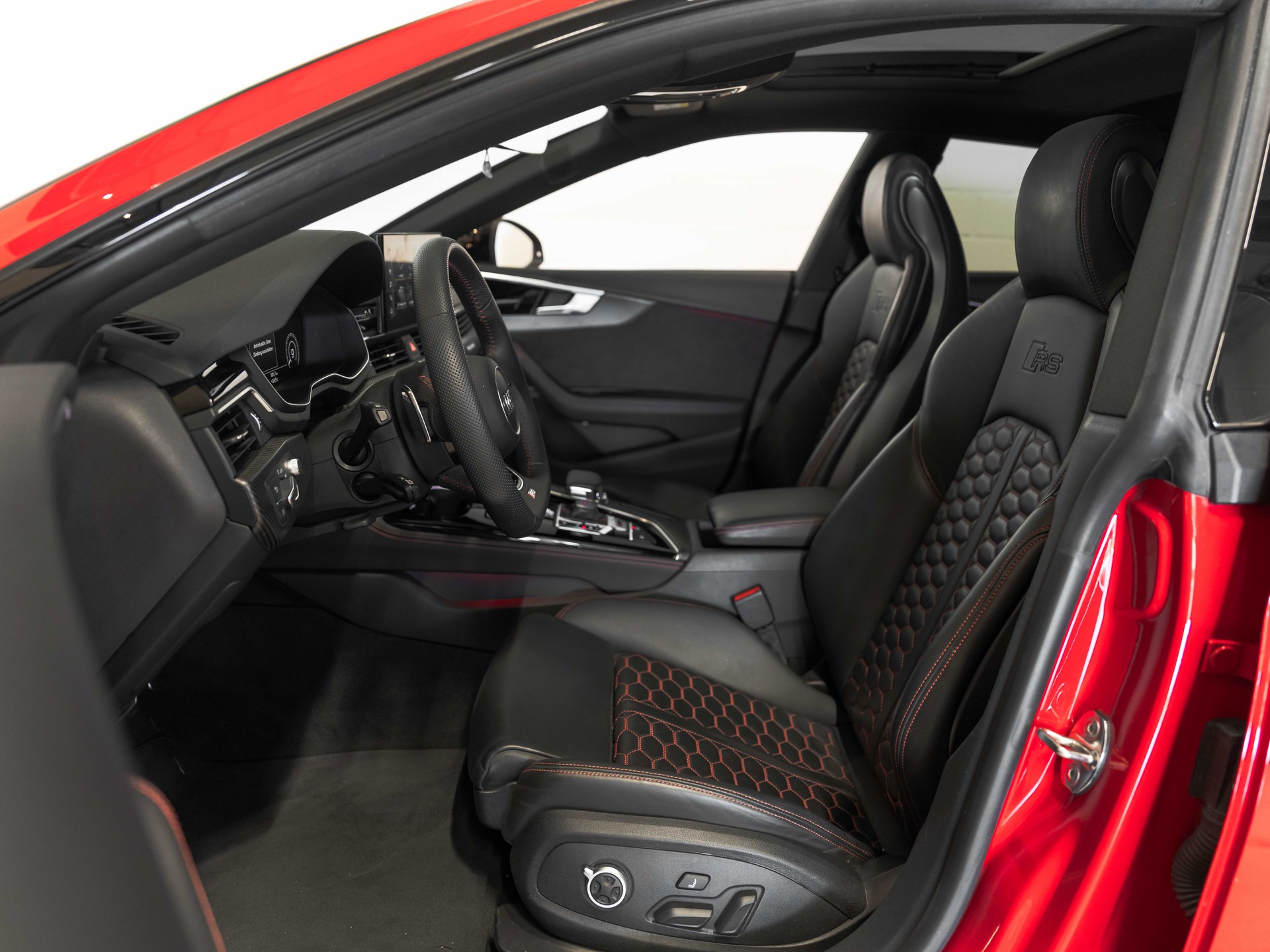 AUDI RS5 Sportback 2.9 TFSI quattro tiptronic-image-8