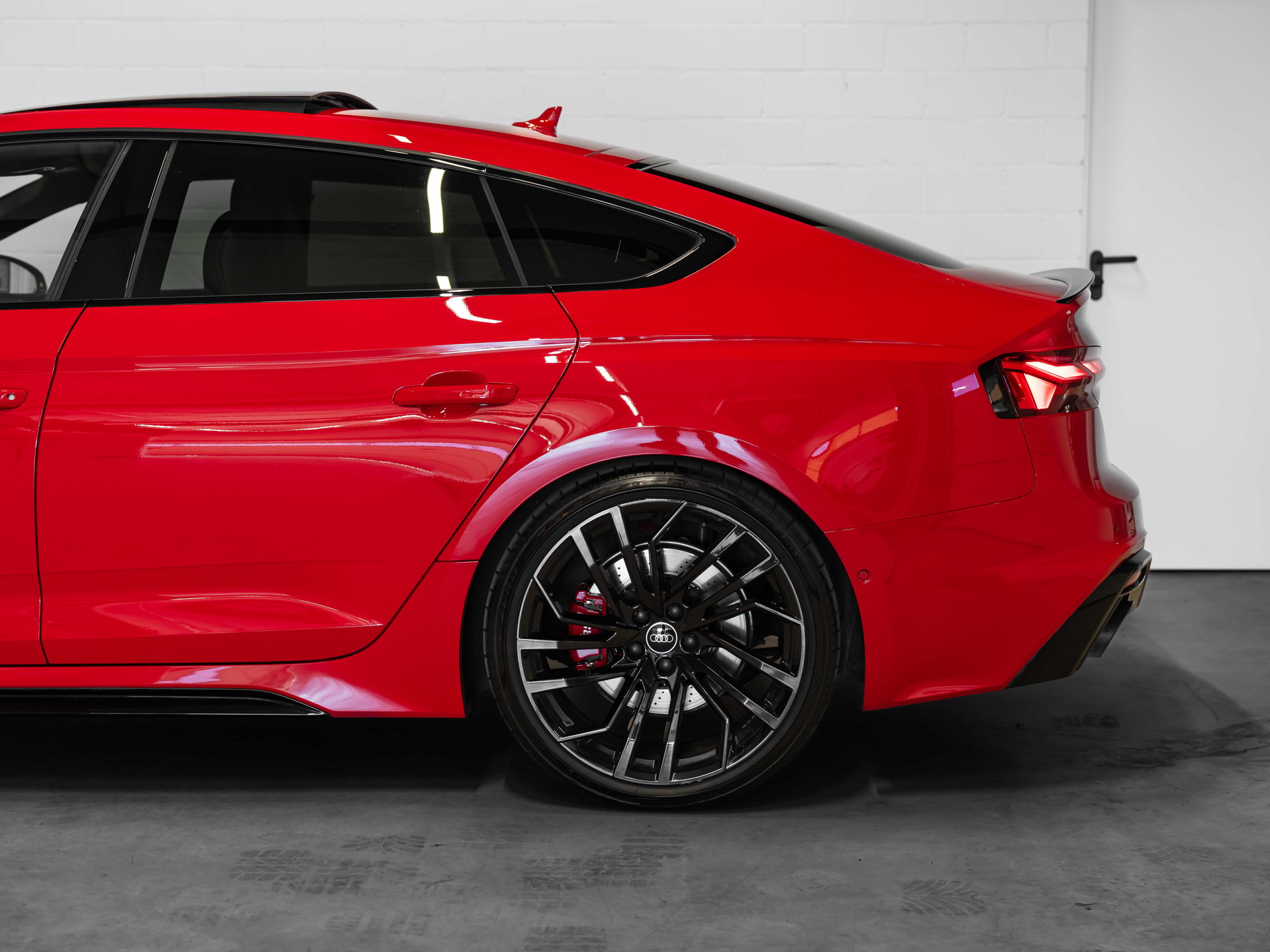 AUDI RS5 Sportback 2.9 TFSI quattro tiptronic-image-23