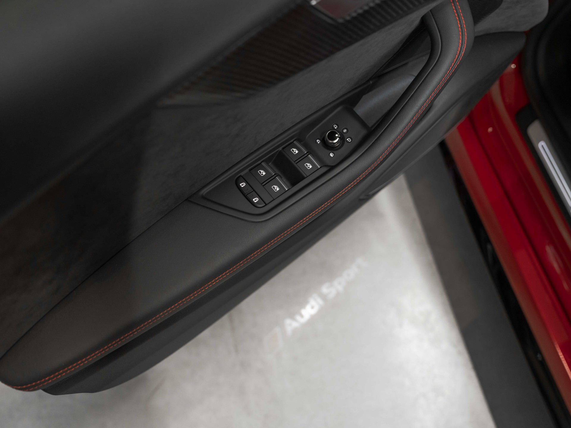 AUDI RS5 Sportback 2.9 TFSI quattro tiptronic-image-34