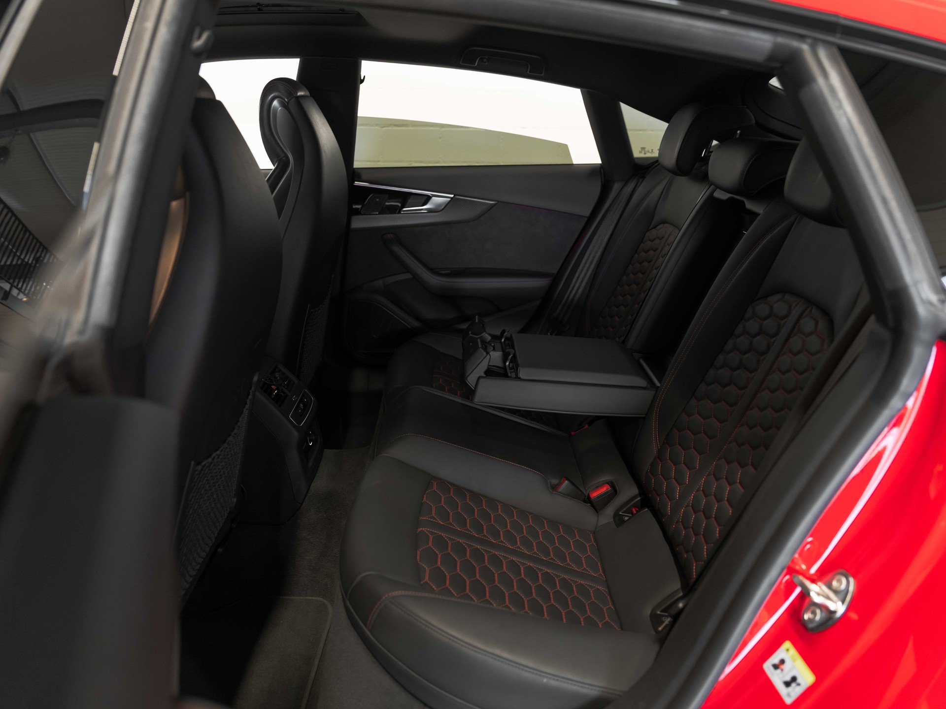 AUDI RS5 Sportback 2.9 TFSI quattro tiptronic-image-14
