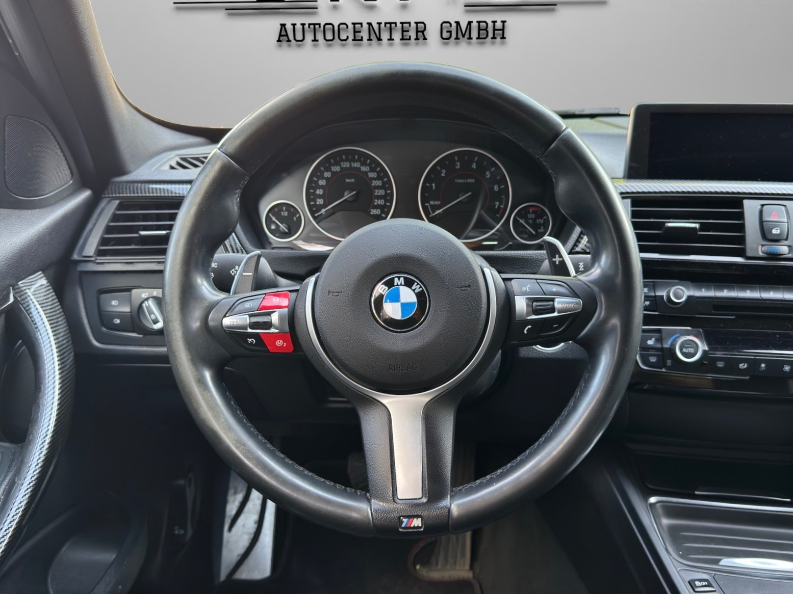 BMW 335i xDrive Touring Steptronic-image-9