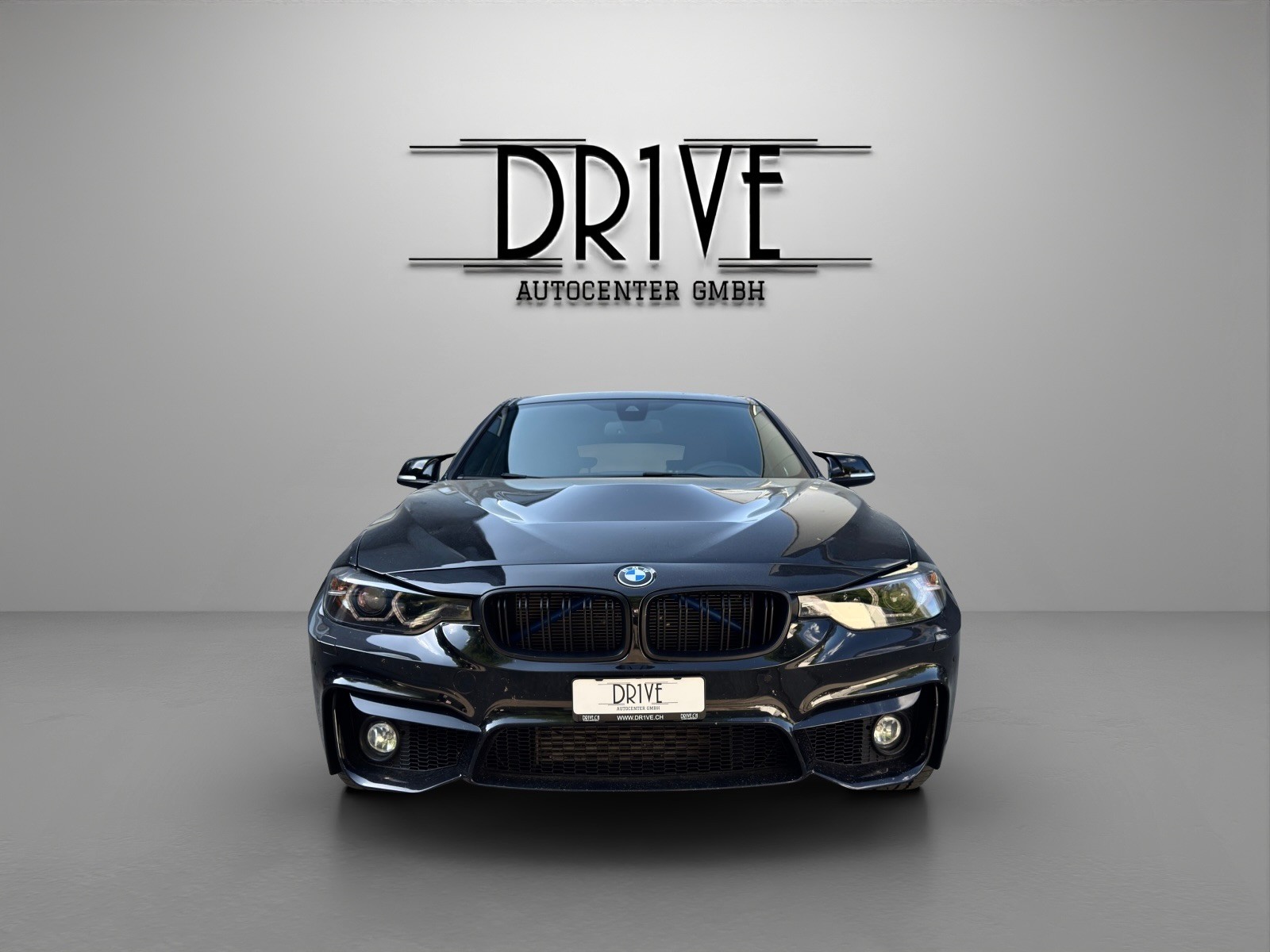 BMW 335i xDrive Touring Steptronic-image-1