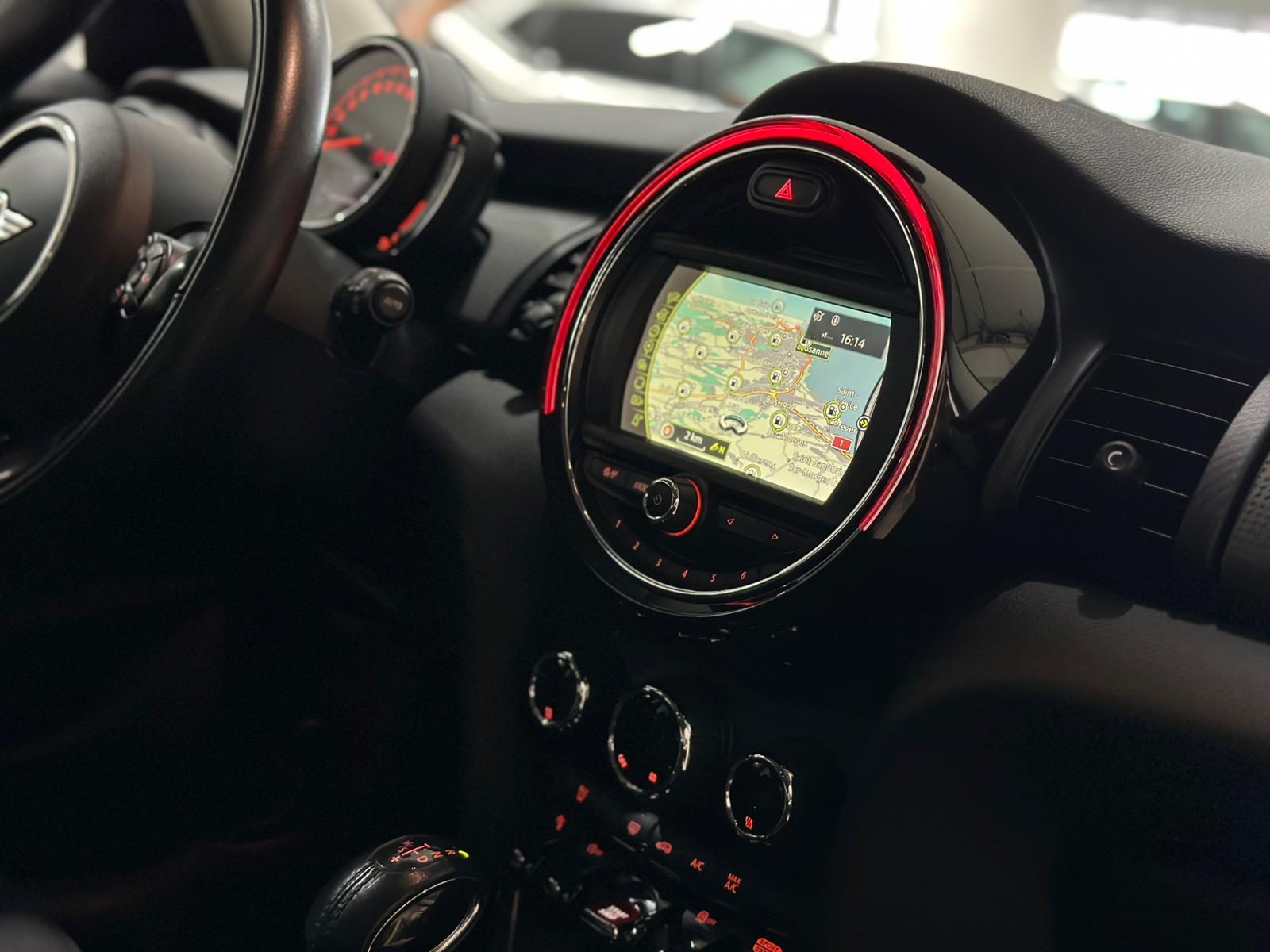 MINI Cooper Steptronic-image-11