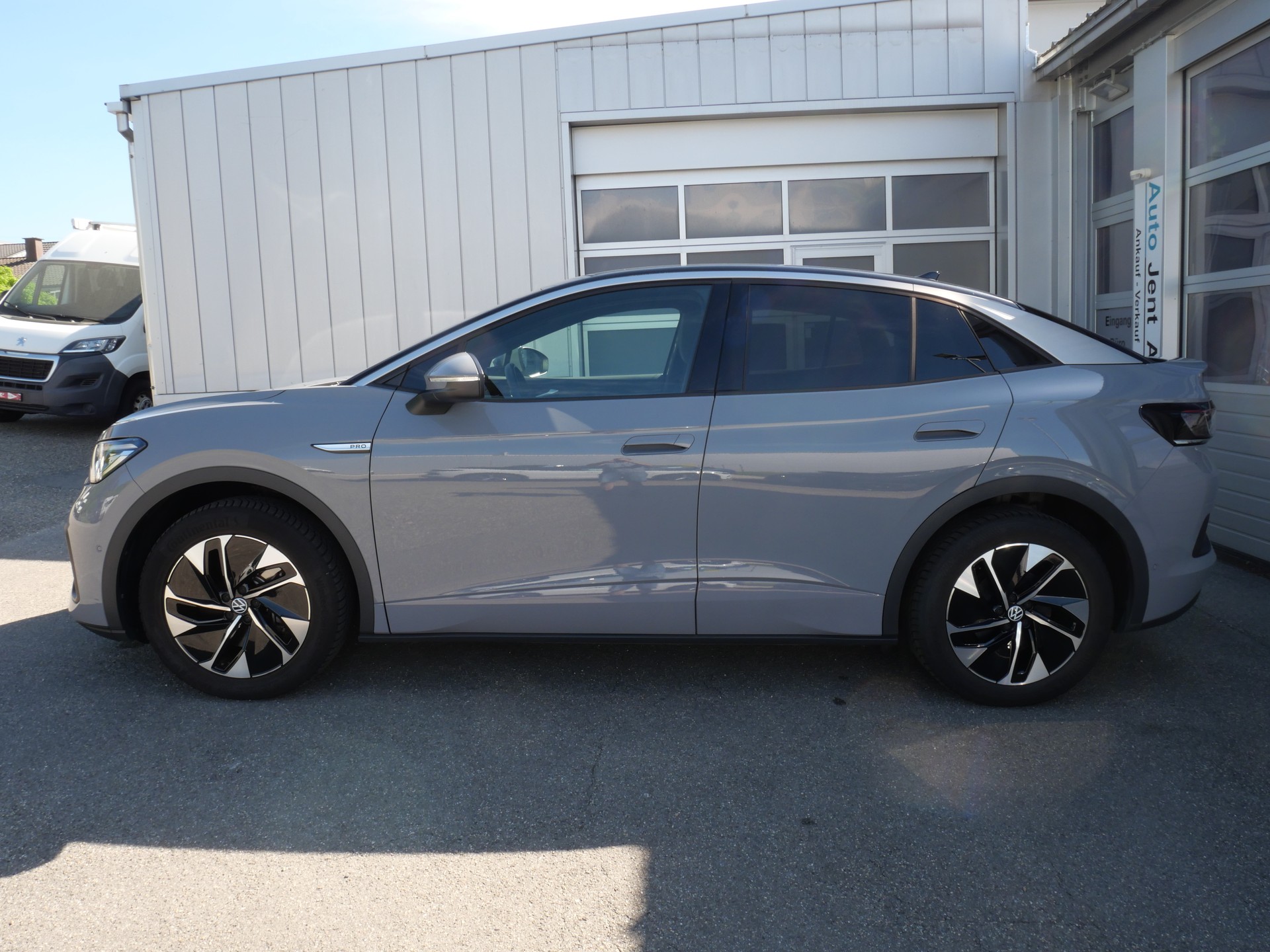 VW ID.5 Pro Performance 77 kWh *CH-Auto, Matrix-LED, Parklenk-Assistent*-showroom-element-2