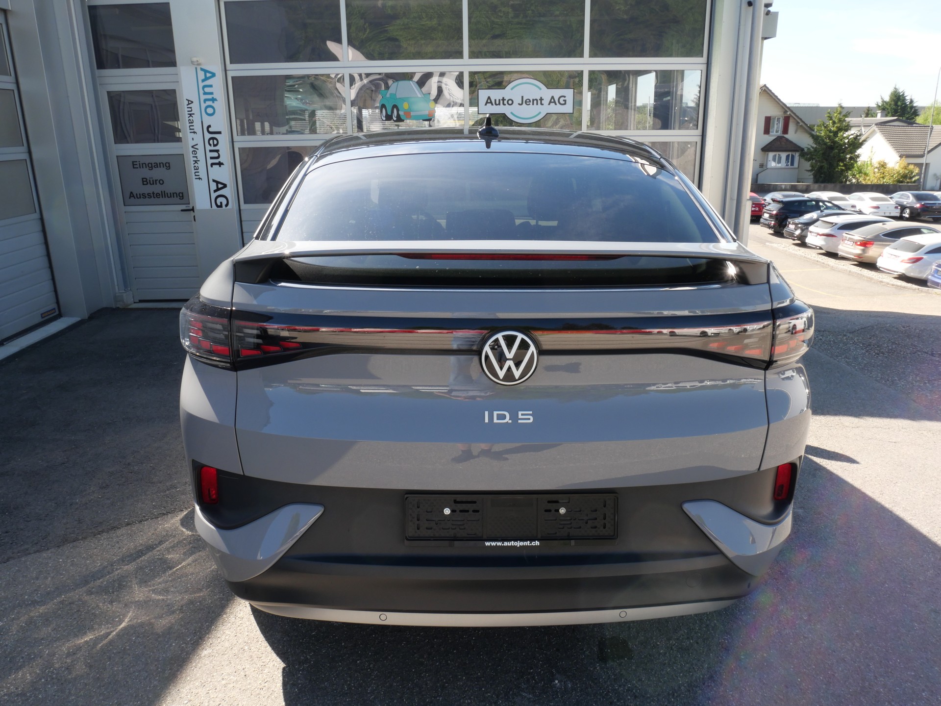 VW ID.5 Pro Performance 77 kWh *CH-Auto, Matrix-LED, Parklenk-Assistent*-image-6