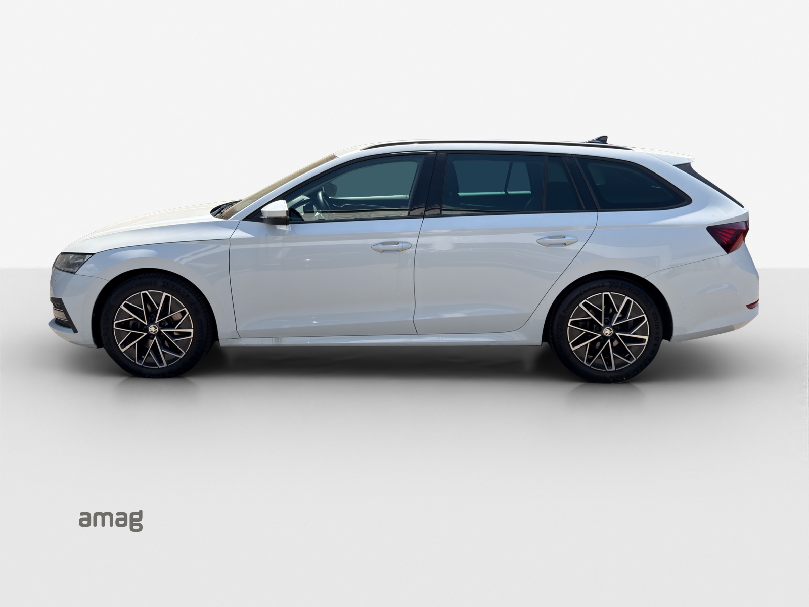 SKODA Octavia Combi 2.0 TSI Style DSG 4x4-showroom-element-1