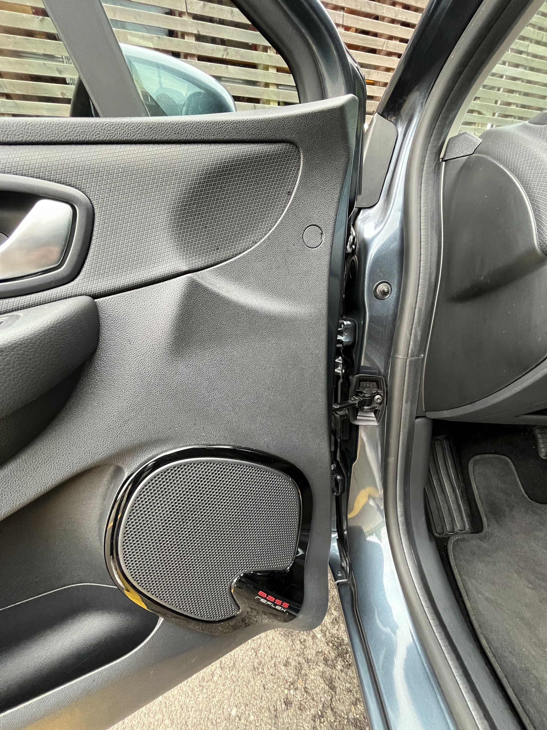 RENAULT Clio 1.2 16V T Intens EDC-image-5