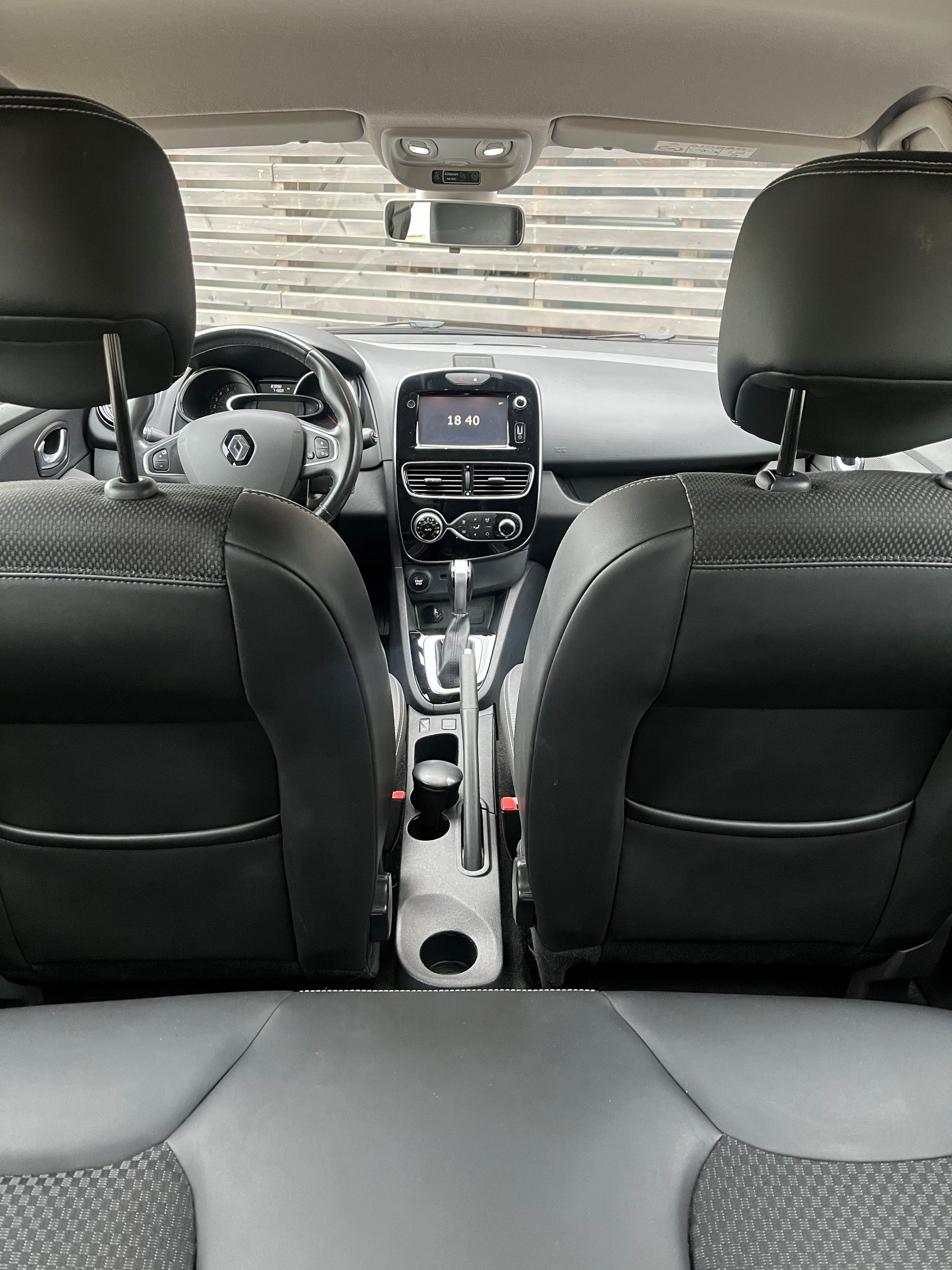 RENAULT Clio 1.2 16V T Intens EDC-image-7