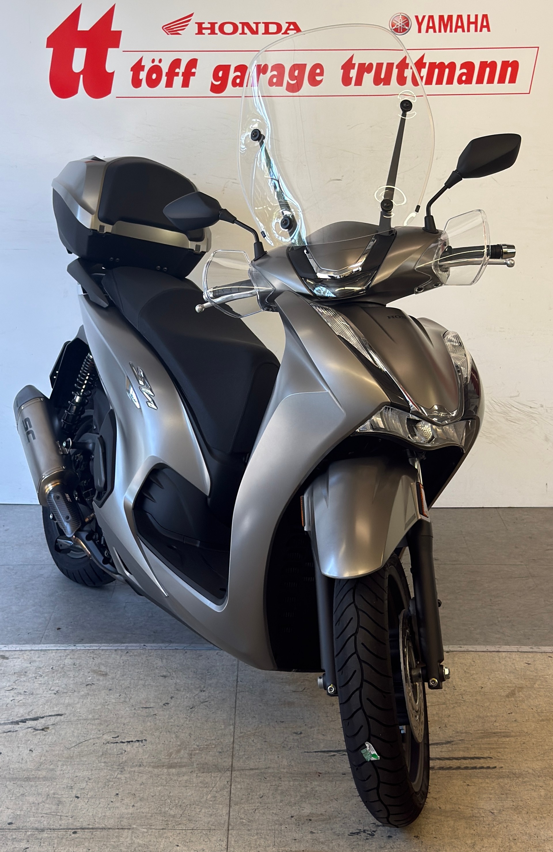 HONDA SH 350-showroom-element-2