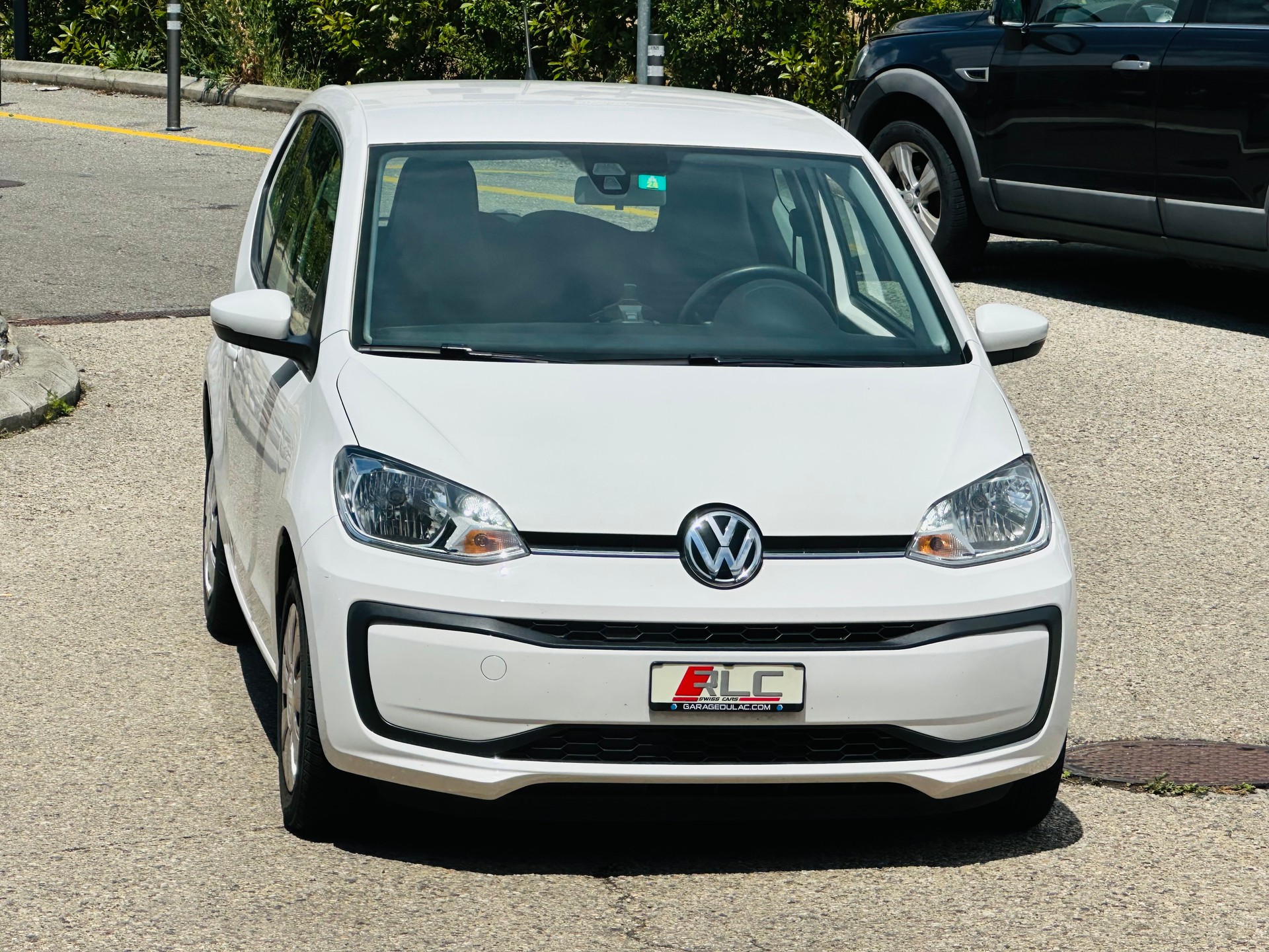 VW Up 1.0 MPI take up-showroom-element-2