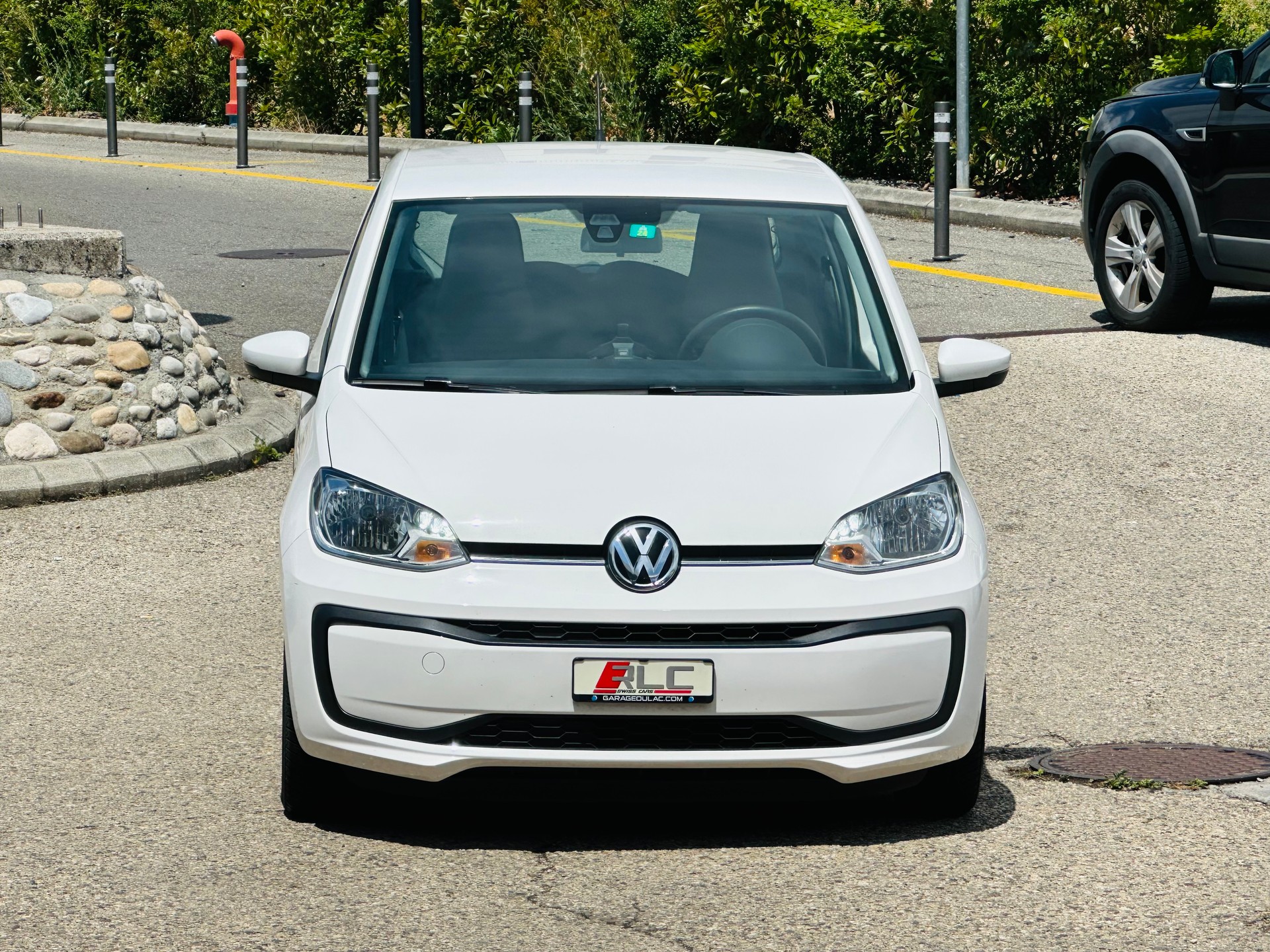 VW Up 1.0 MPI take up-showroom-element-3