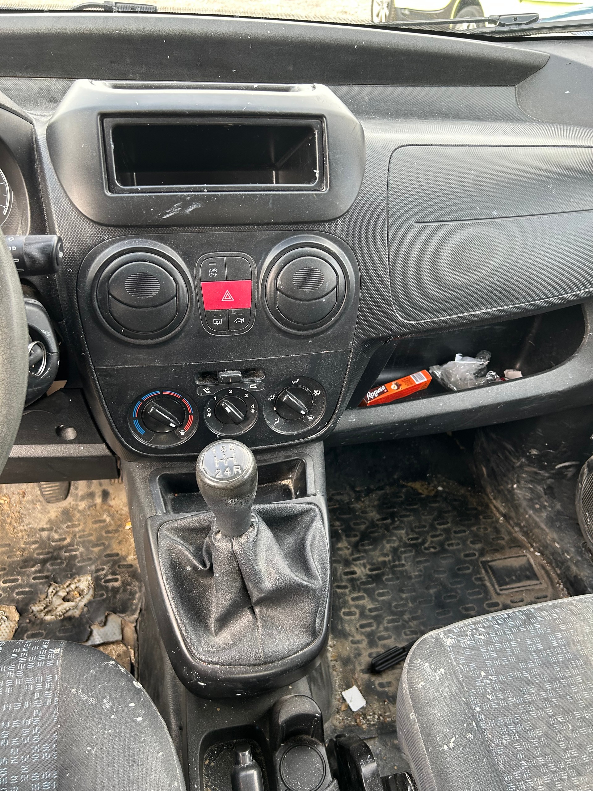 CITROEN Nemo 1.4i-image-8