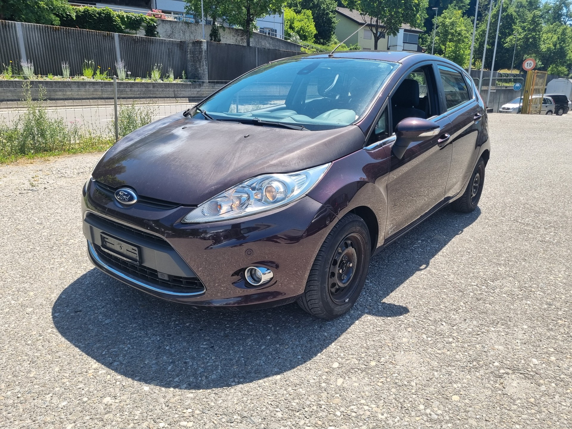 FORD Fiesta 1.4 16V Trend-image-1