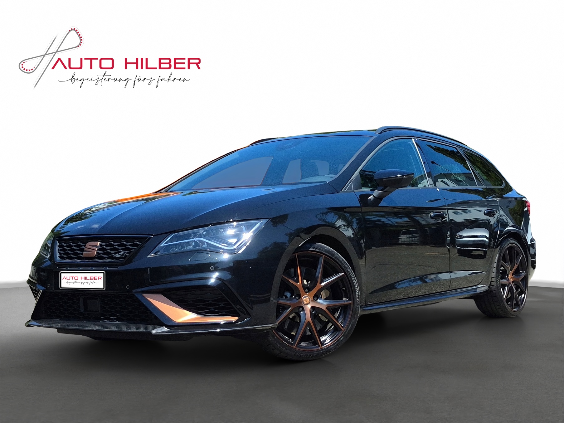 SEAT Leon ST 2.0 TSI Cupra R 300 4 Drive DSG *Carbon Paket Bodykit*