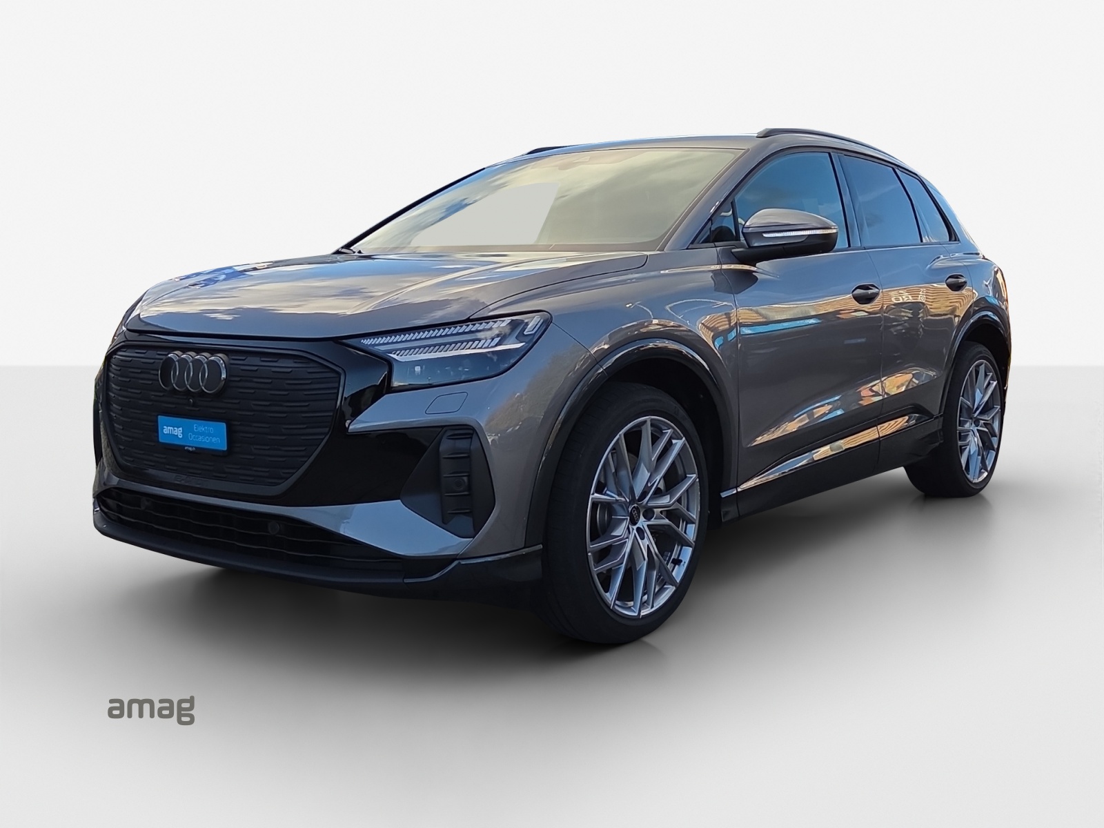 AUDI Q4 e-tron 45 Attraction quattro-image-0