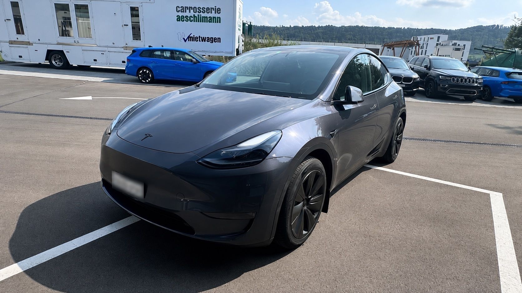 TESLA Model Y Long Range