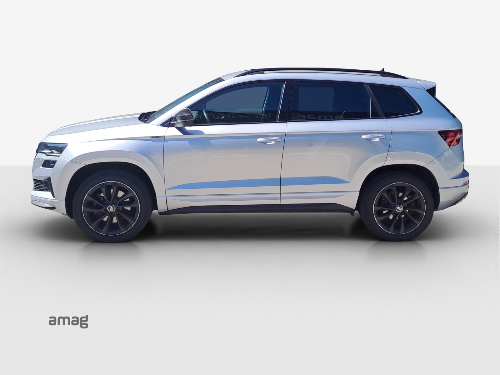 SKODA Karoq 1.5 TSI SportLine DSG-showroom-element-1