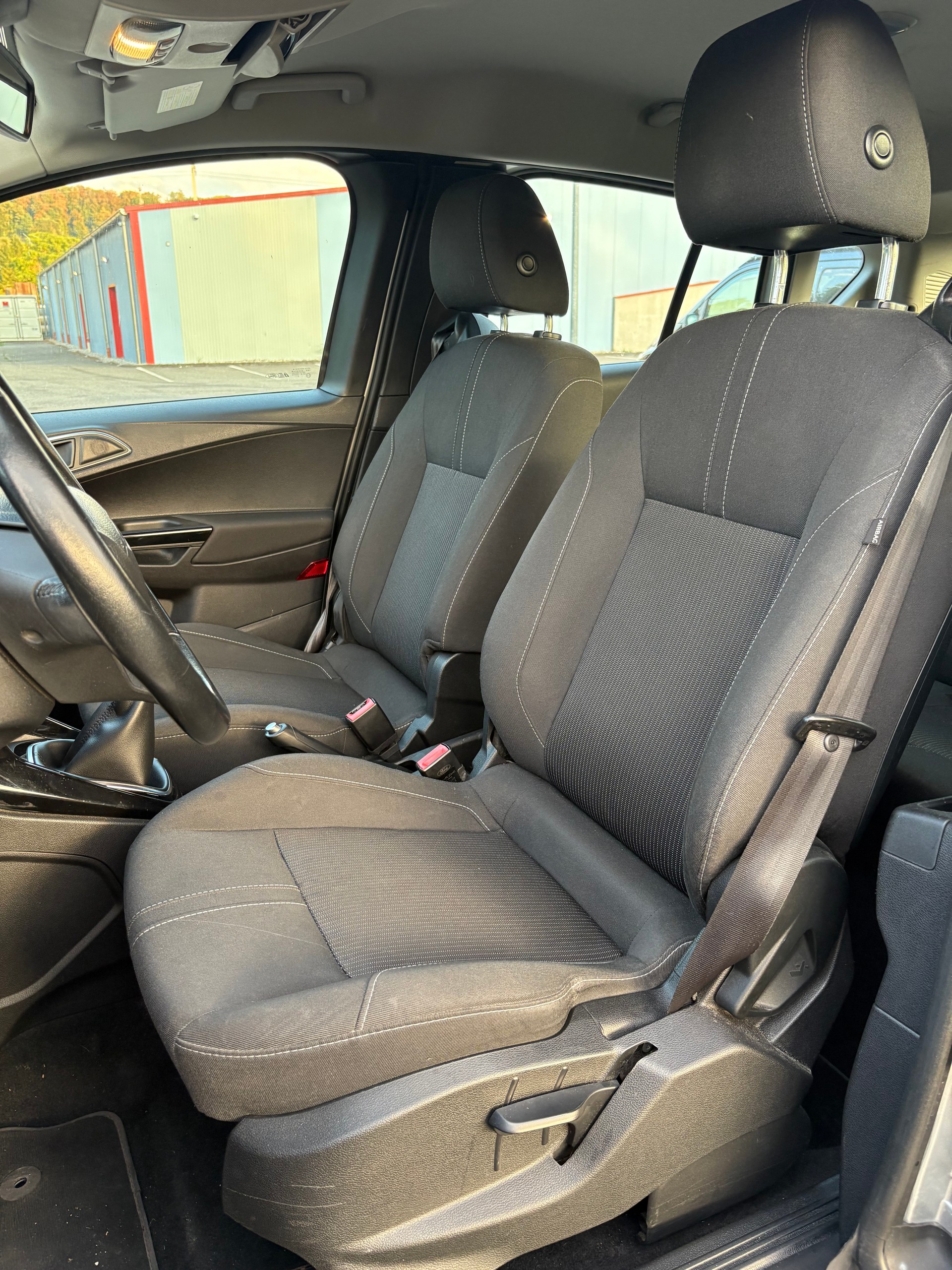 FORD B-Max 1.0 SCTi Trend-image-9
