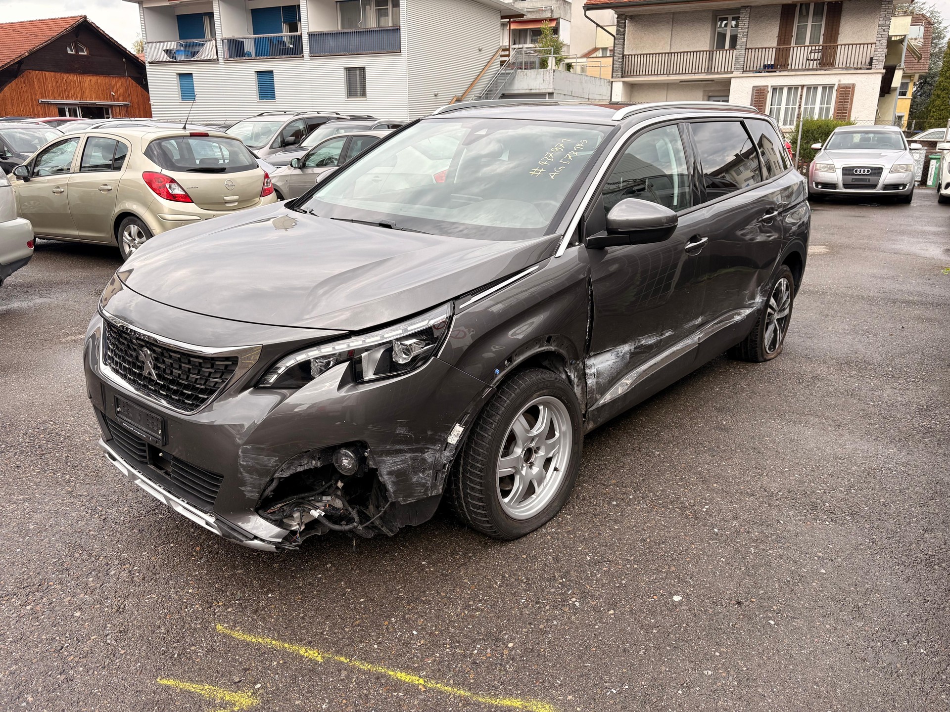 PEUGEOT 5008 1.6 THP Active EAT