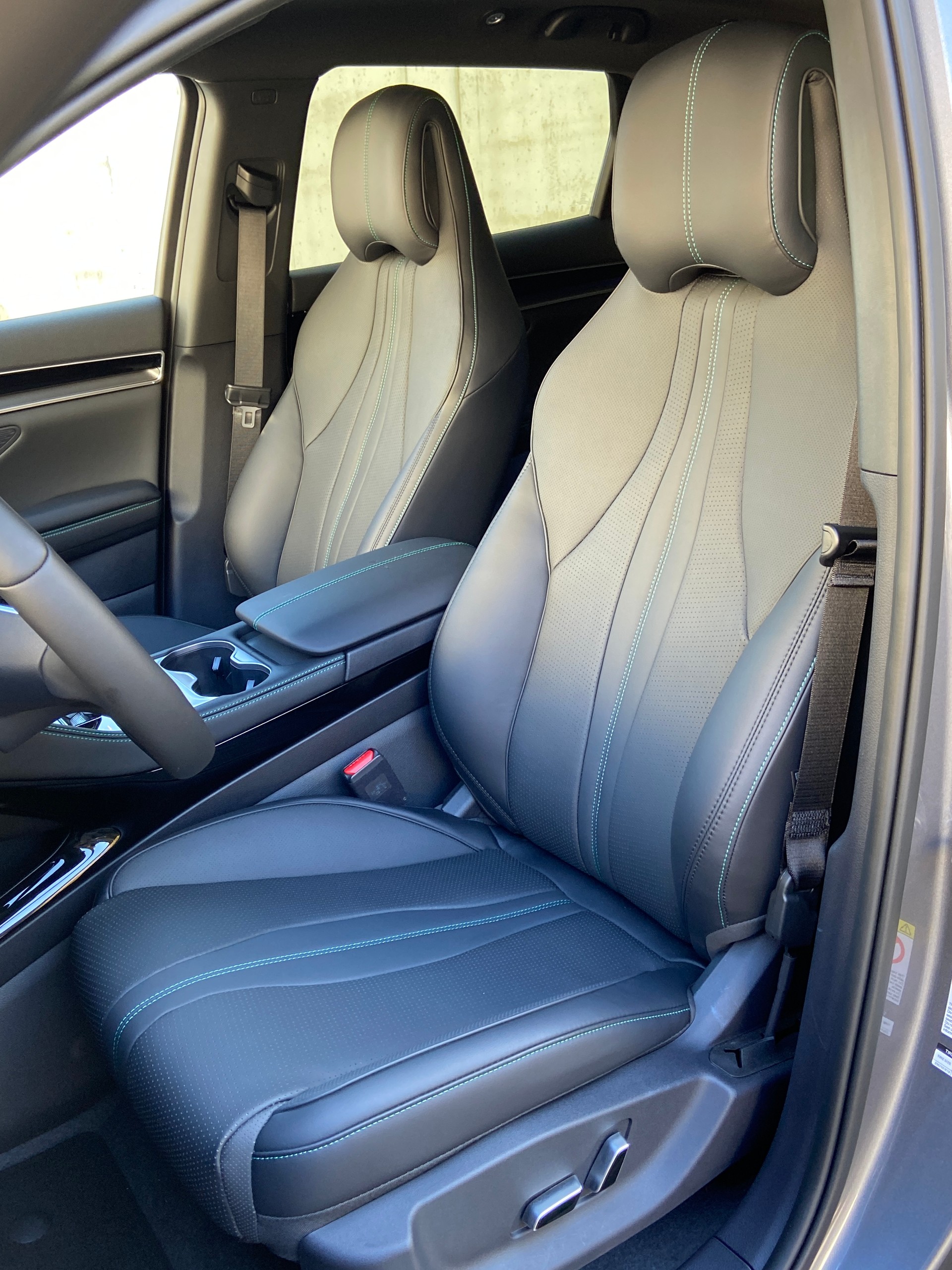 BYD Seal U DM-i Design AWD-image-7