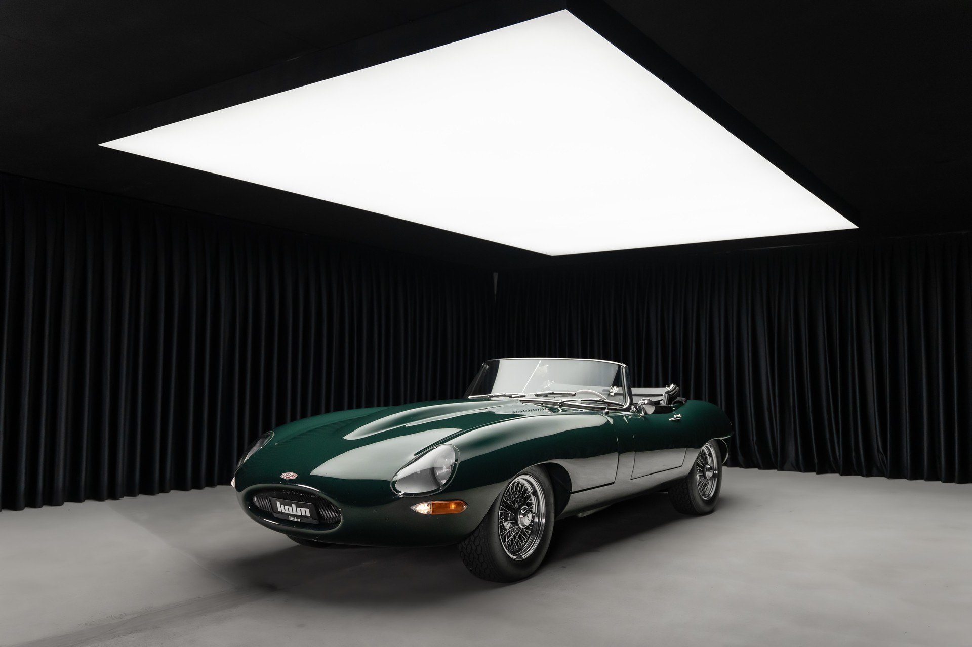JAGUAR E-TYPE SERIES 1-showroom-element-2