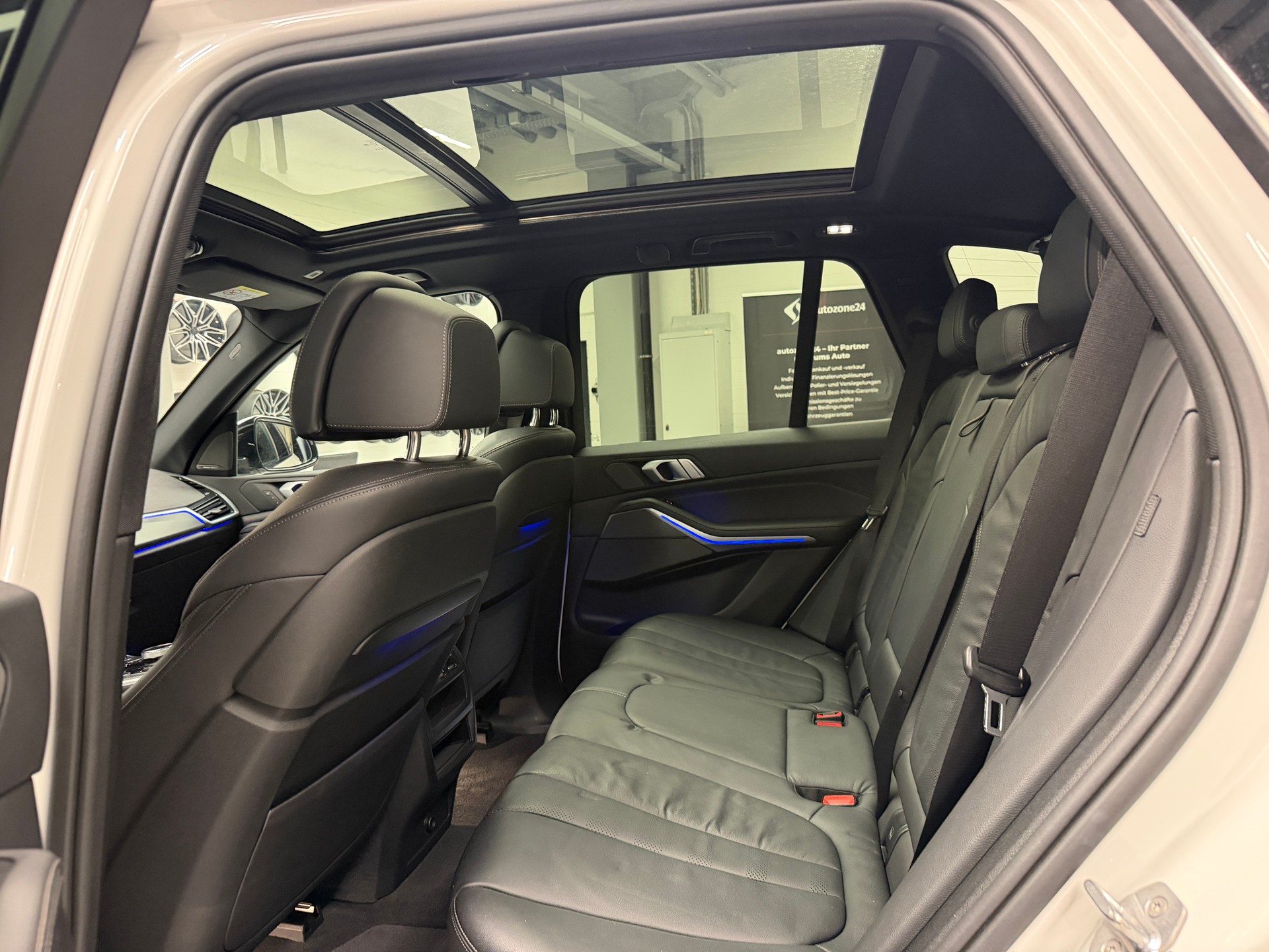 BMW X5 30d xDrive SAG *M Sport*CH-Auto*Harman/Kardon*AHK*Standheizung*Garantie-image-17
