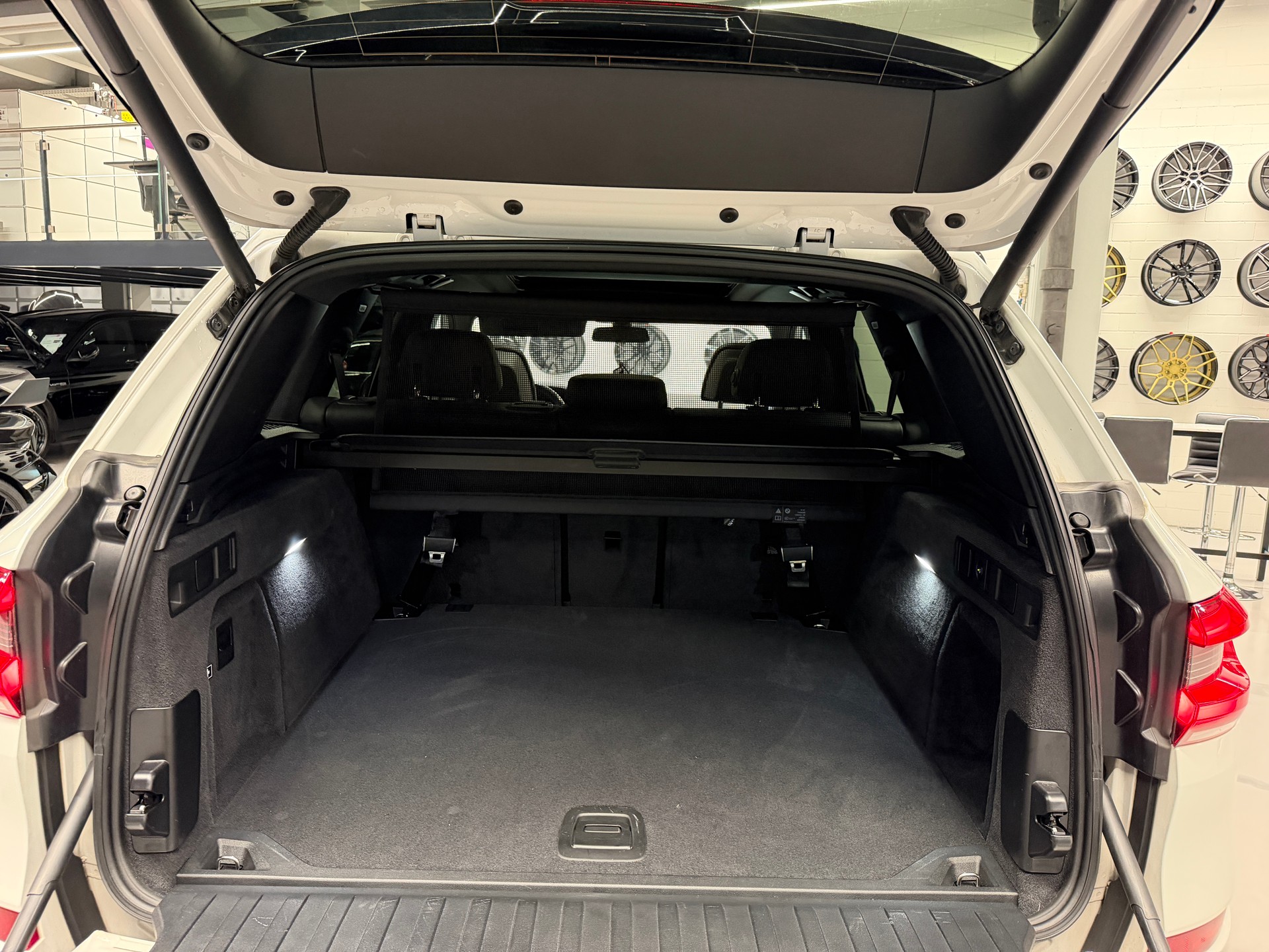 BMW X5 30d xDrive SAG *M Sport*CH-Auto*Harman/Kardon*AHK*Standheizung*Garantie-image-24