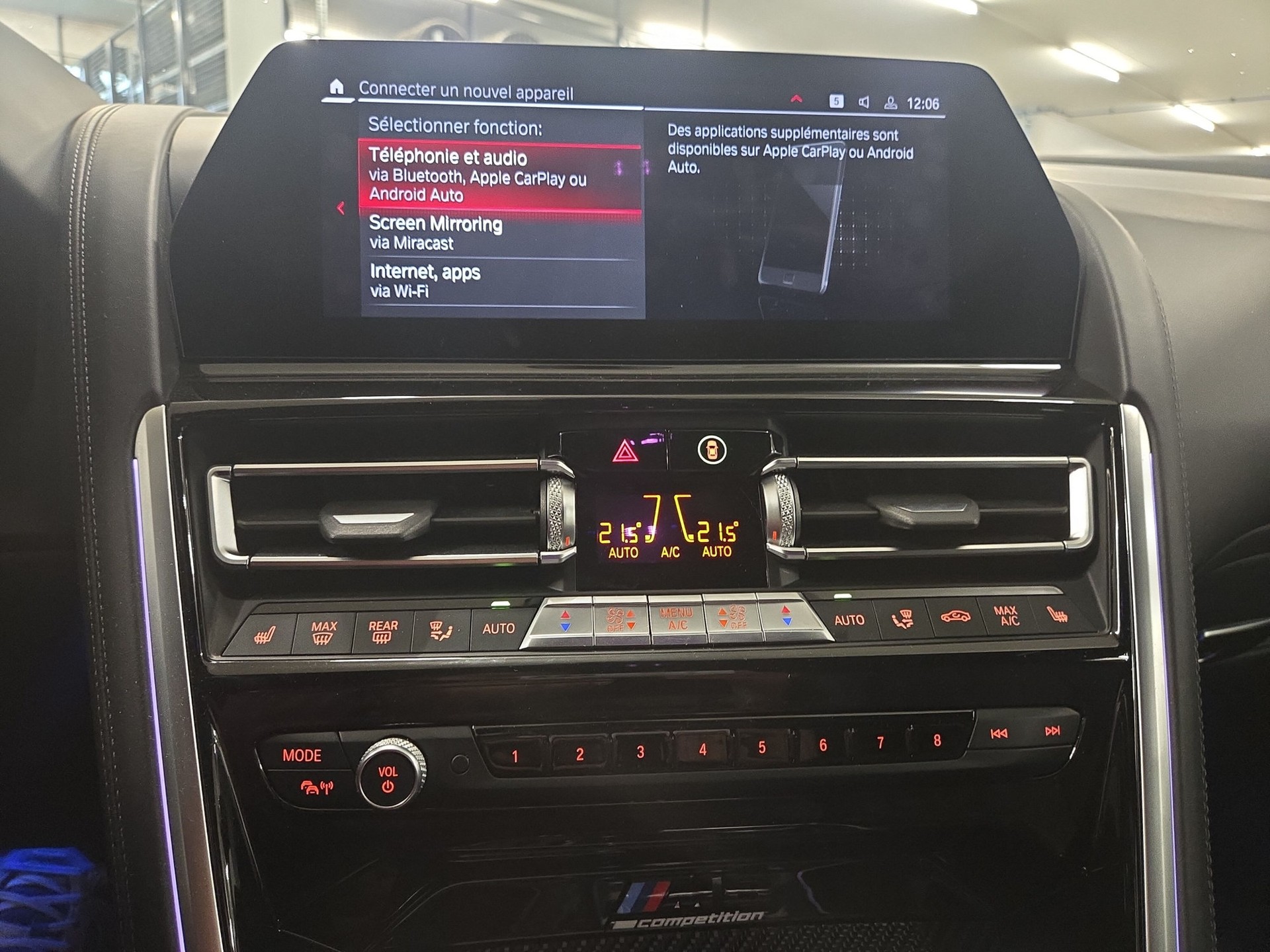 BMW M8 xDrive Steptronic M Competition-image-12