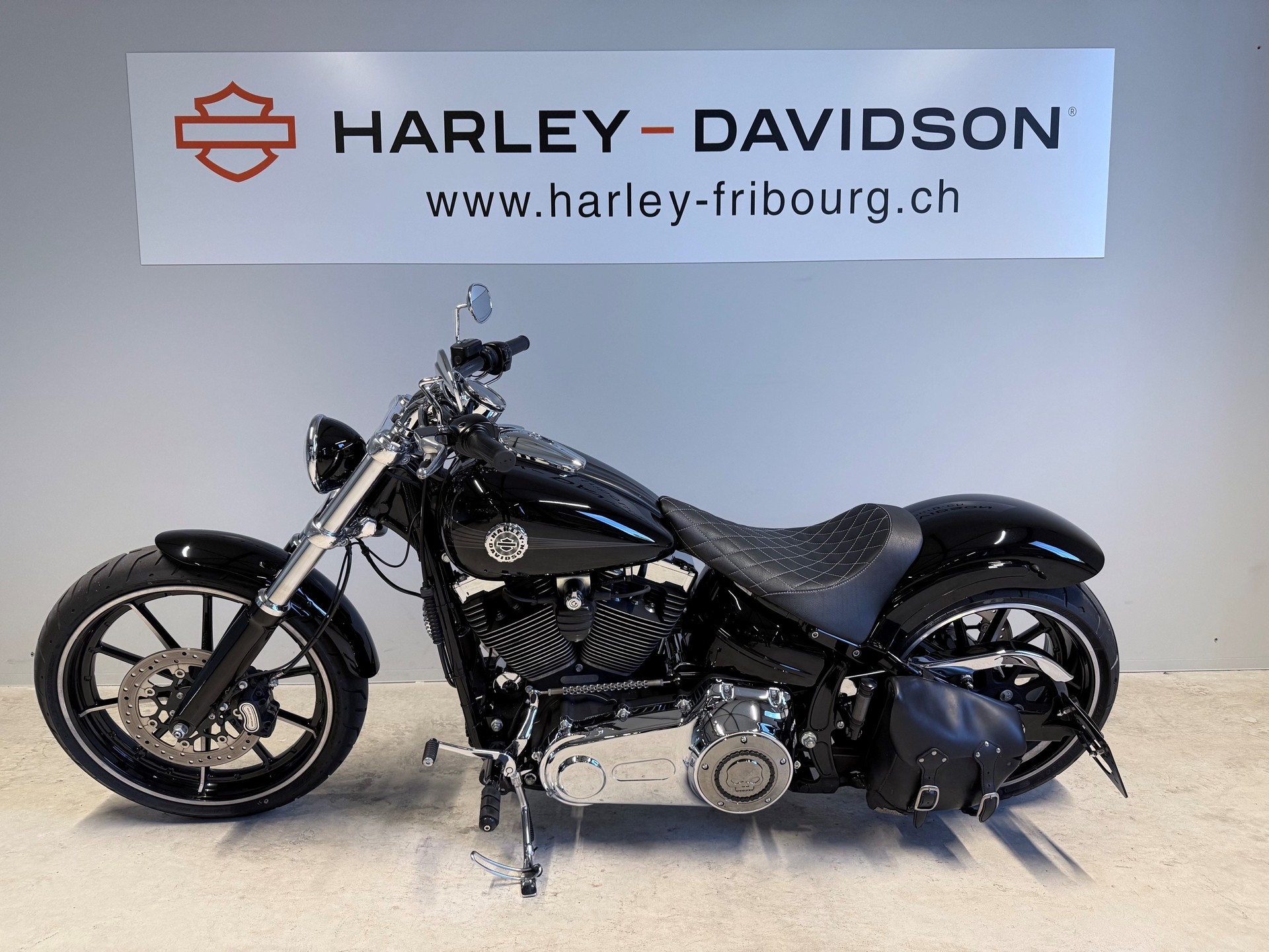 HARLEY-DAVIDSON FXSB Breakout 103 ABS-image-2