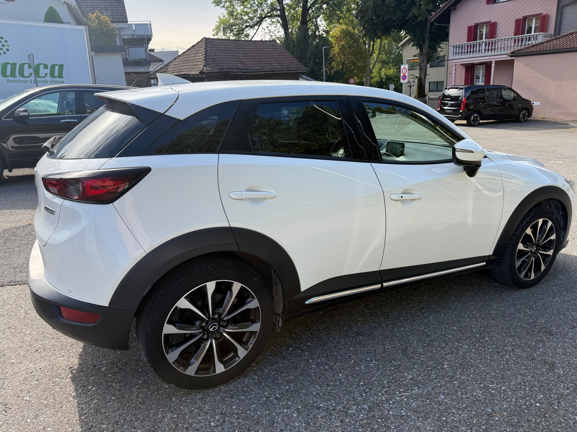 MAZDA CX-3 SKYACTIV-G 150 Revolution AWD Automat-image-4